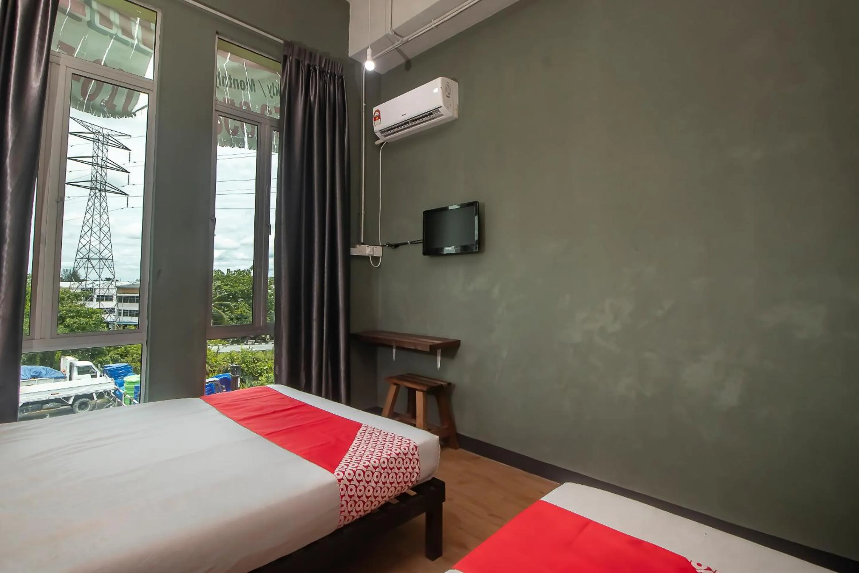 Bedroom, Bed in Hotel O Hi Inn 3