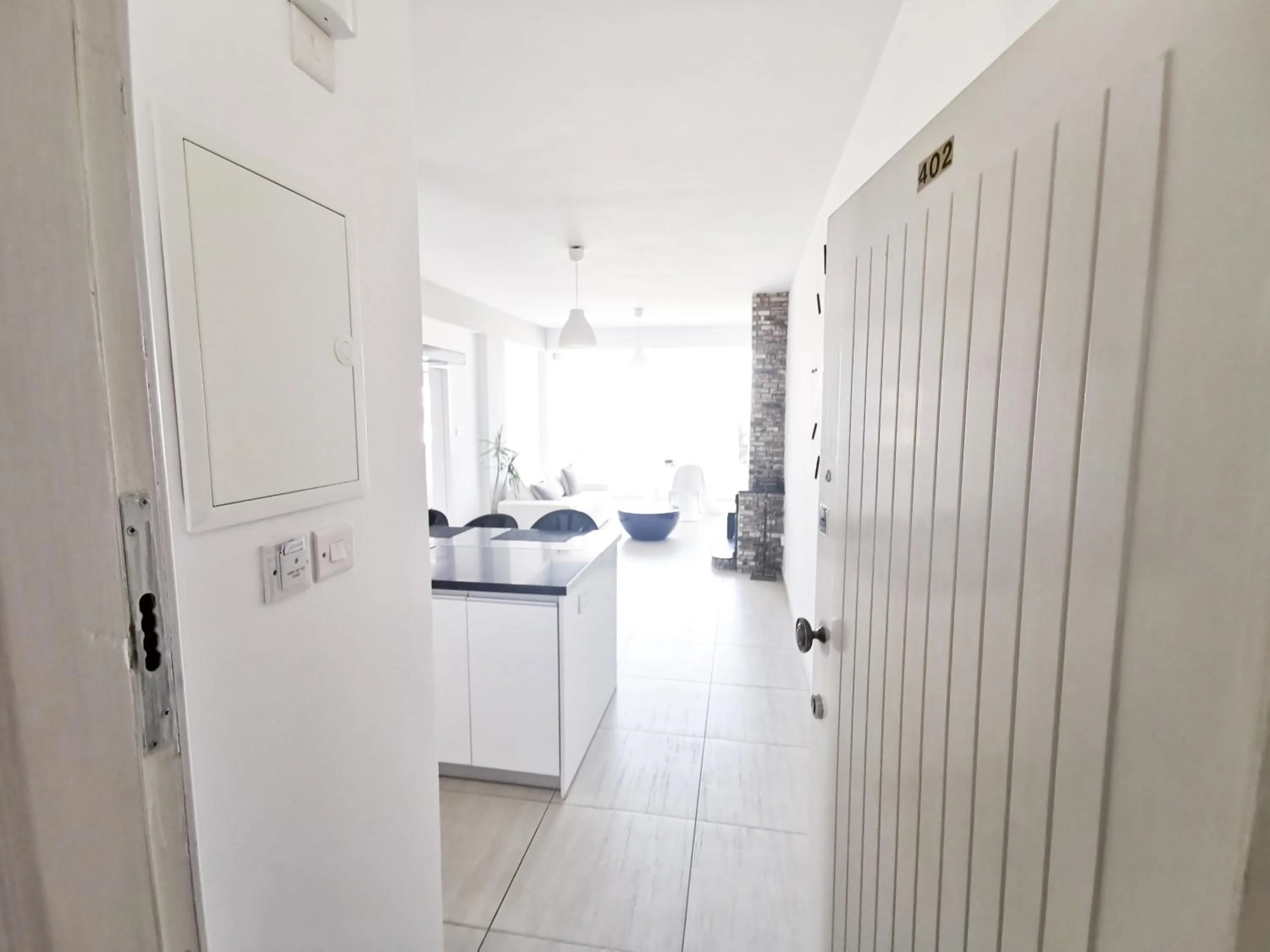 Facade/entrance in Mackenzie Seaview Paradise