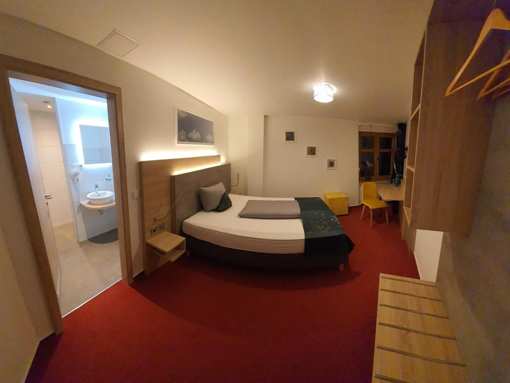 Photo of the whole room, Bed in HOTEL BIKE & HIKE