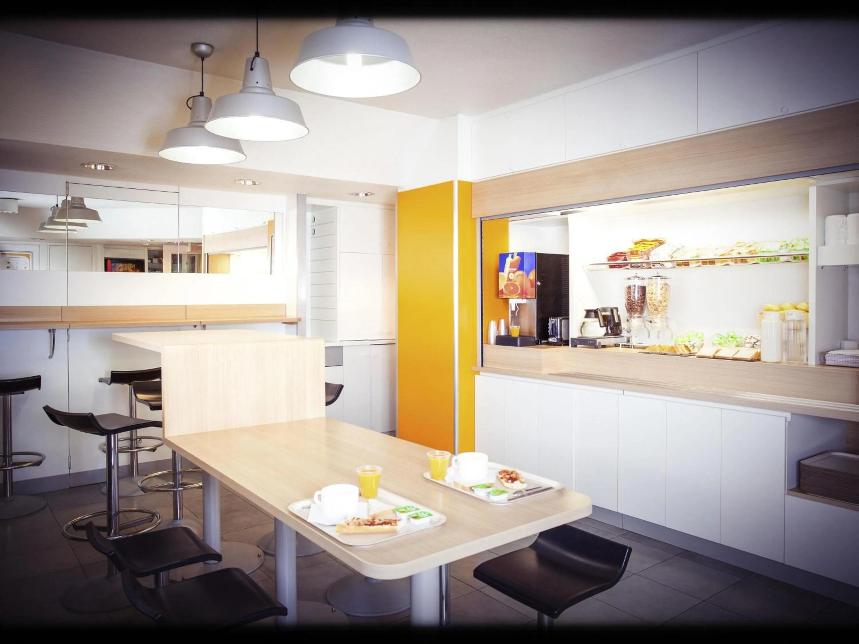 Property building in hotelF1 Besancon Ouest Micropolis