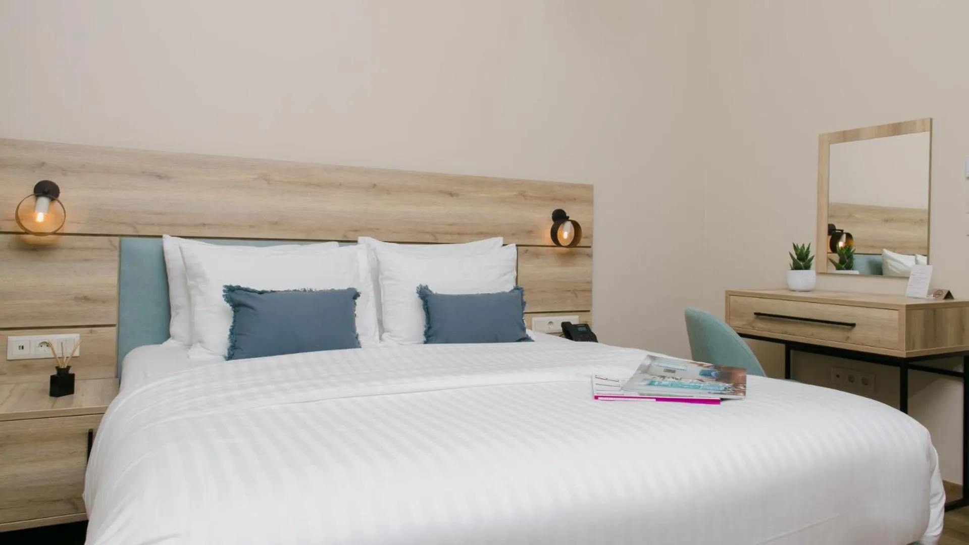 Bed in Acropolis Vision