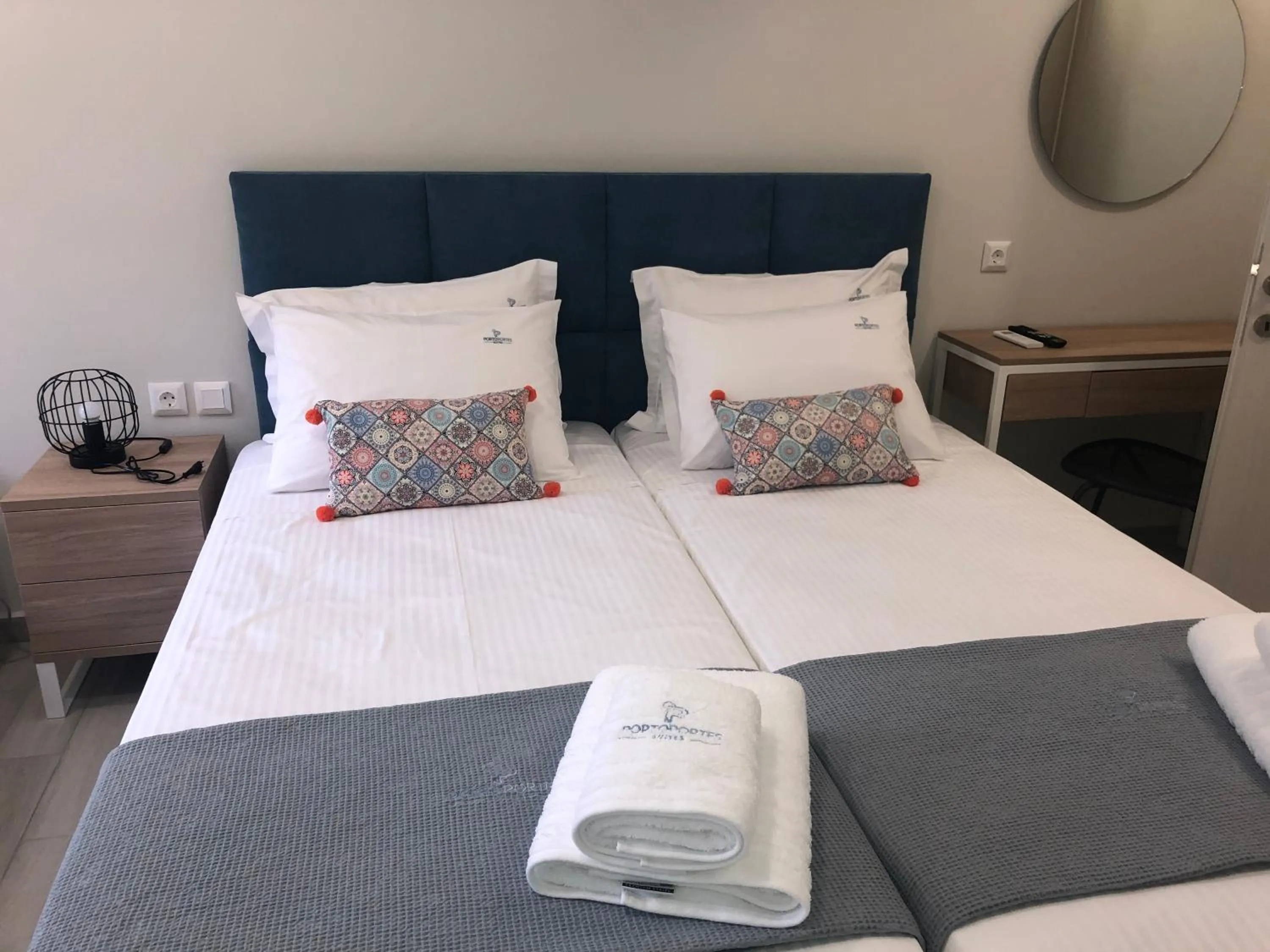 Bed in PORTO PORTES suites