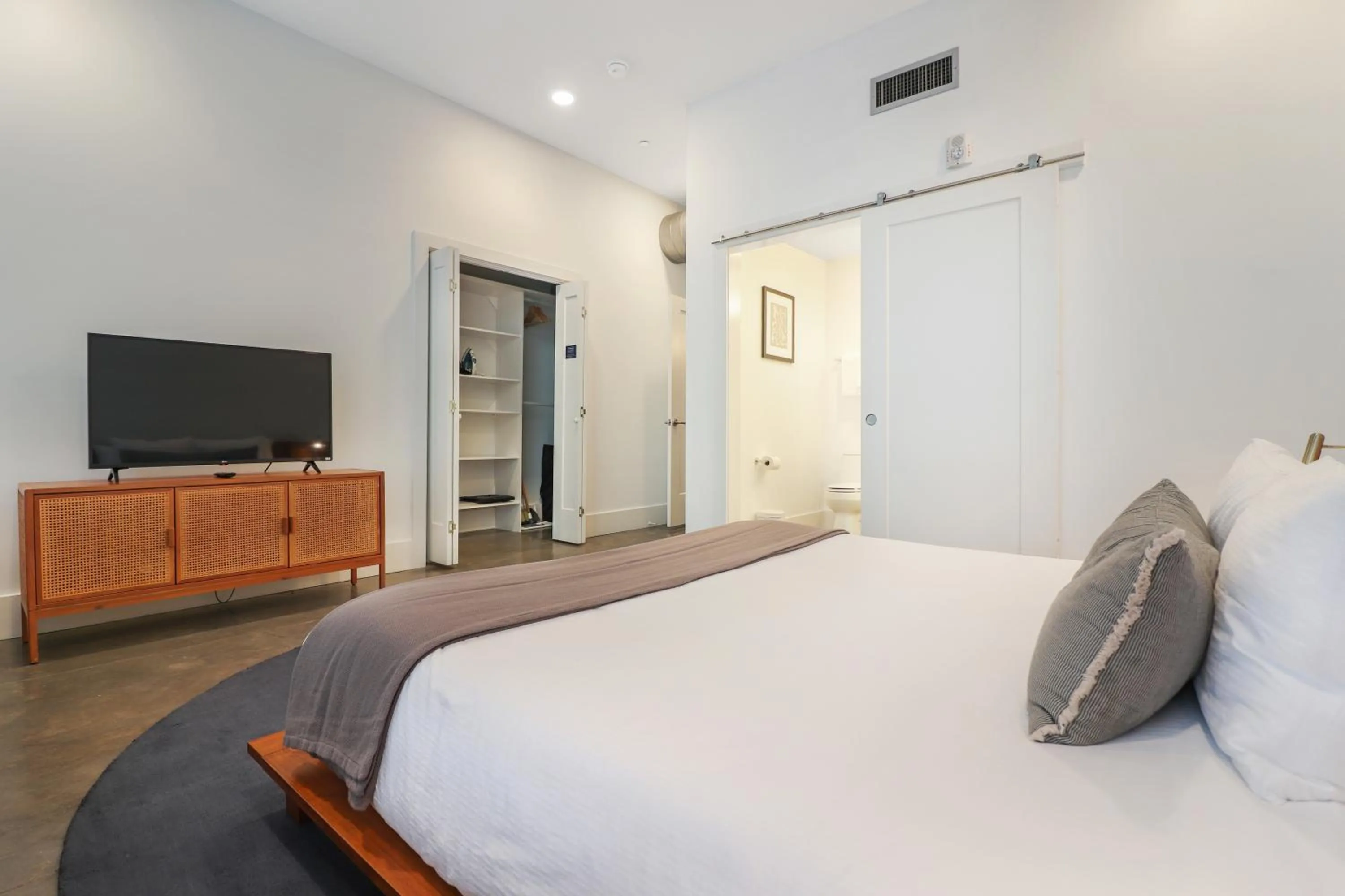 Bed in Roami at Motorworks