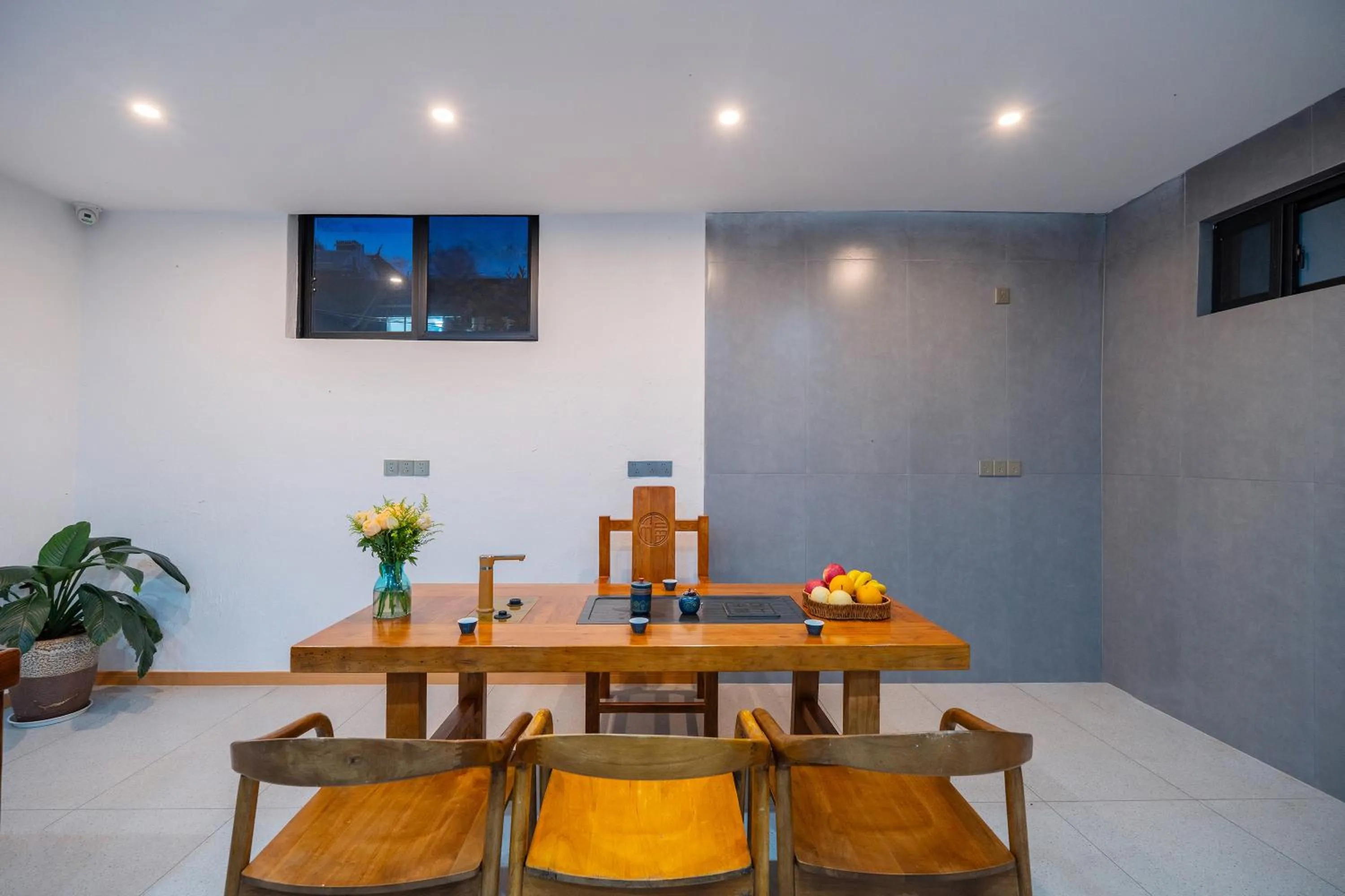 Restaurant/places to eat in Blue Sea Hotel