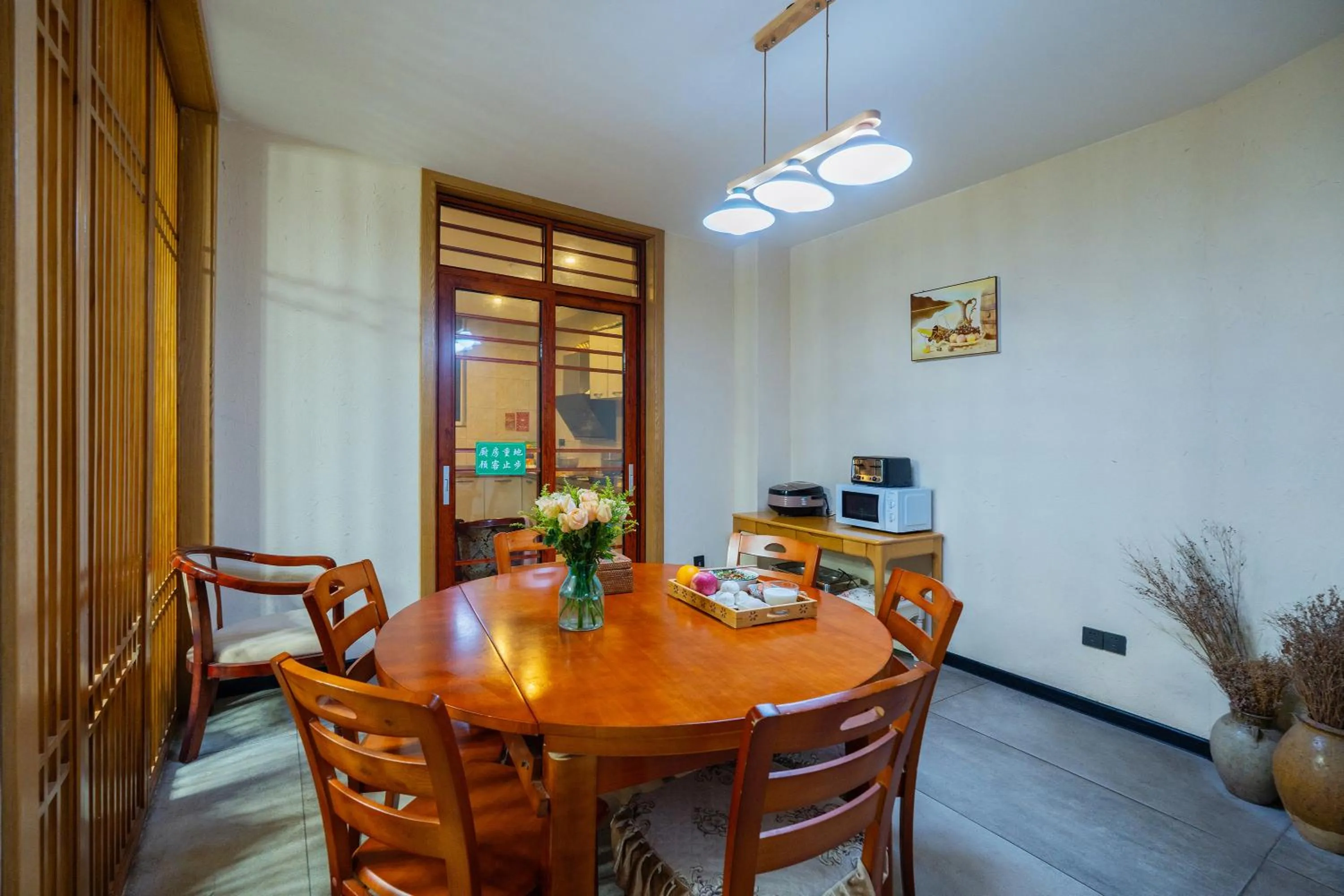 Restaurant/places to eat in Blue Sea Hotel