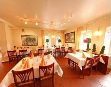 Restaurant/places to eat in Hotel Bedburger Mühle