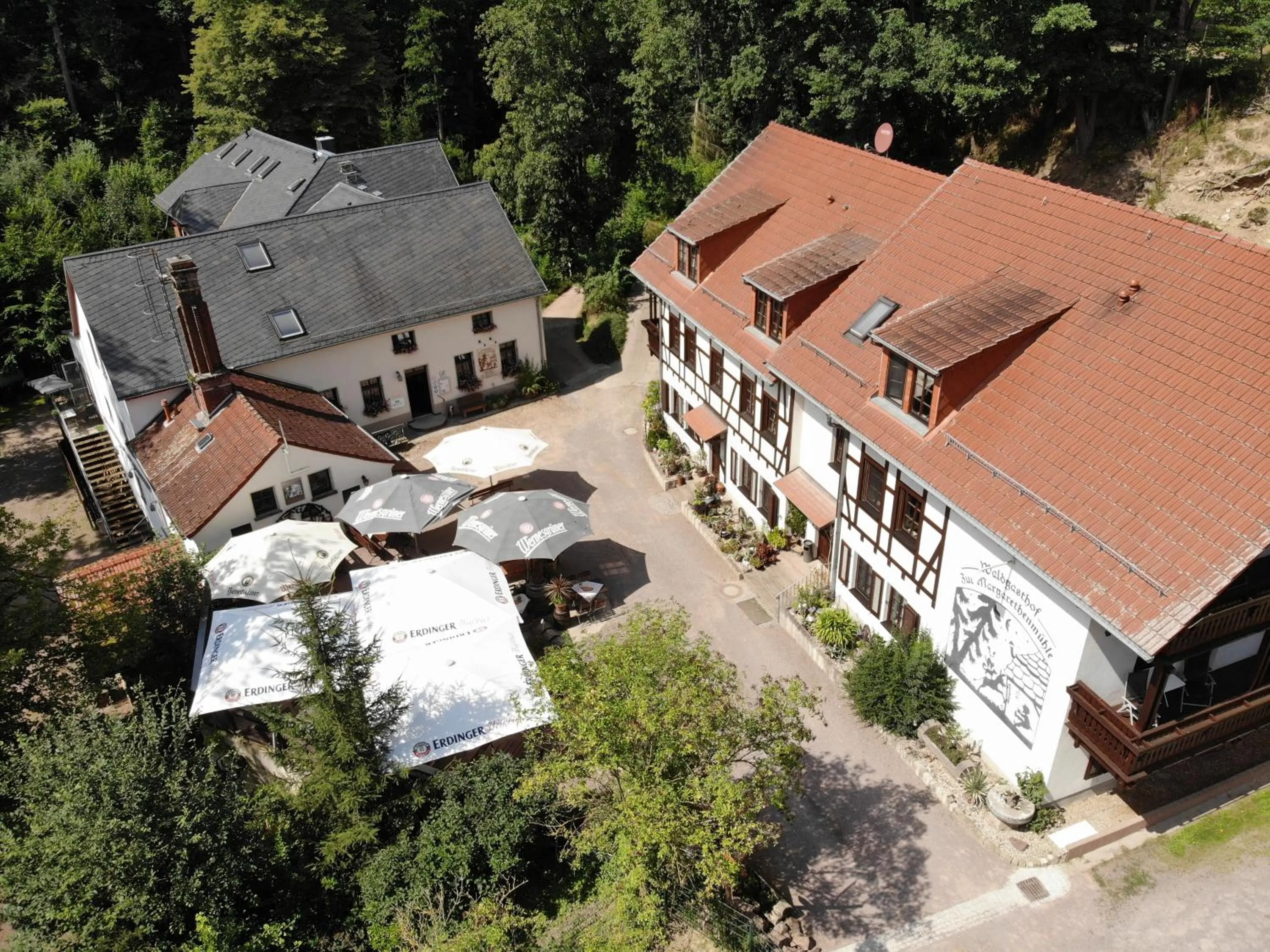 Property building in Zur Margarethenmühle - Landgasthof und Waldhotel
