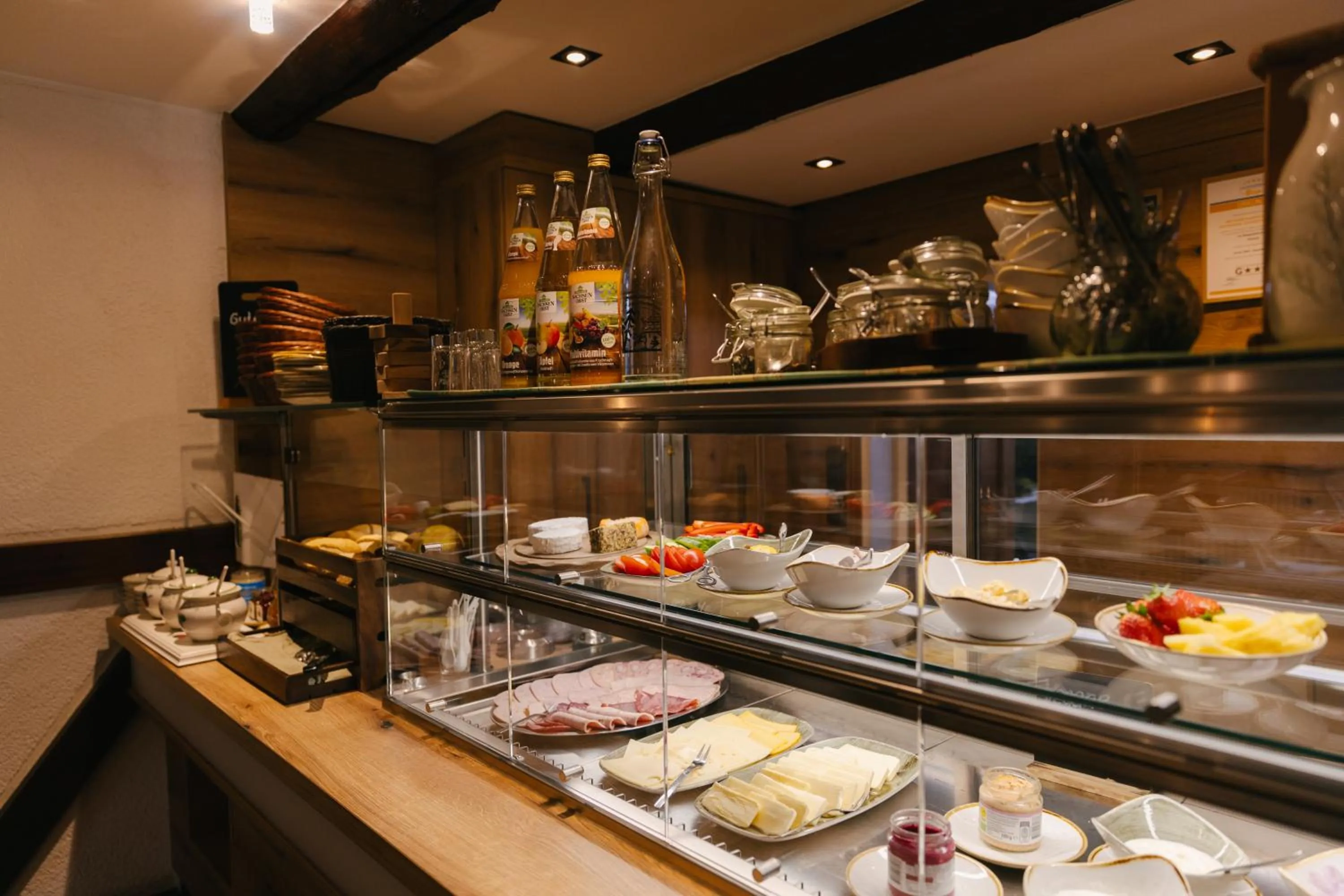 Breakfast in Zur Margarethenmühle - Landgasthof und Waldhotel