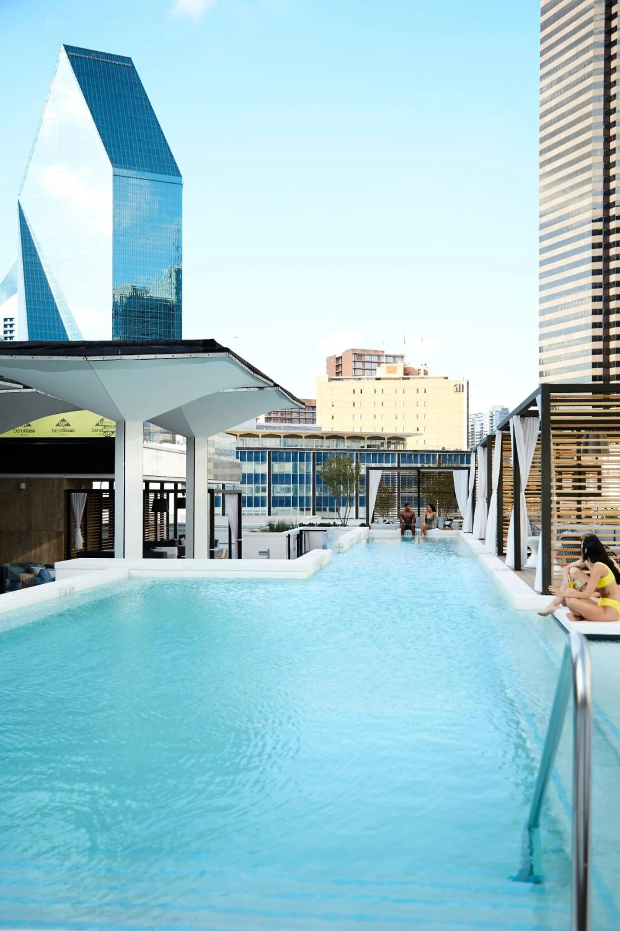 Swimming pool in Thompson Dallas, by Hyatt