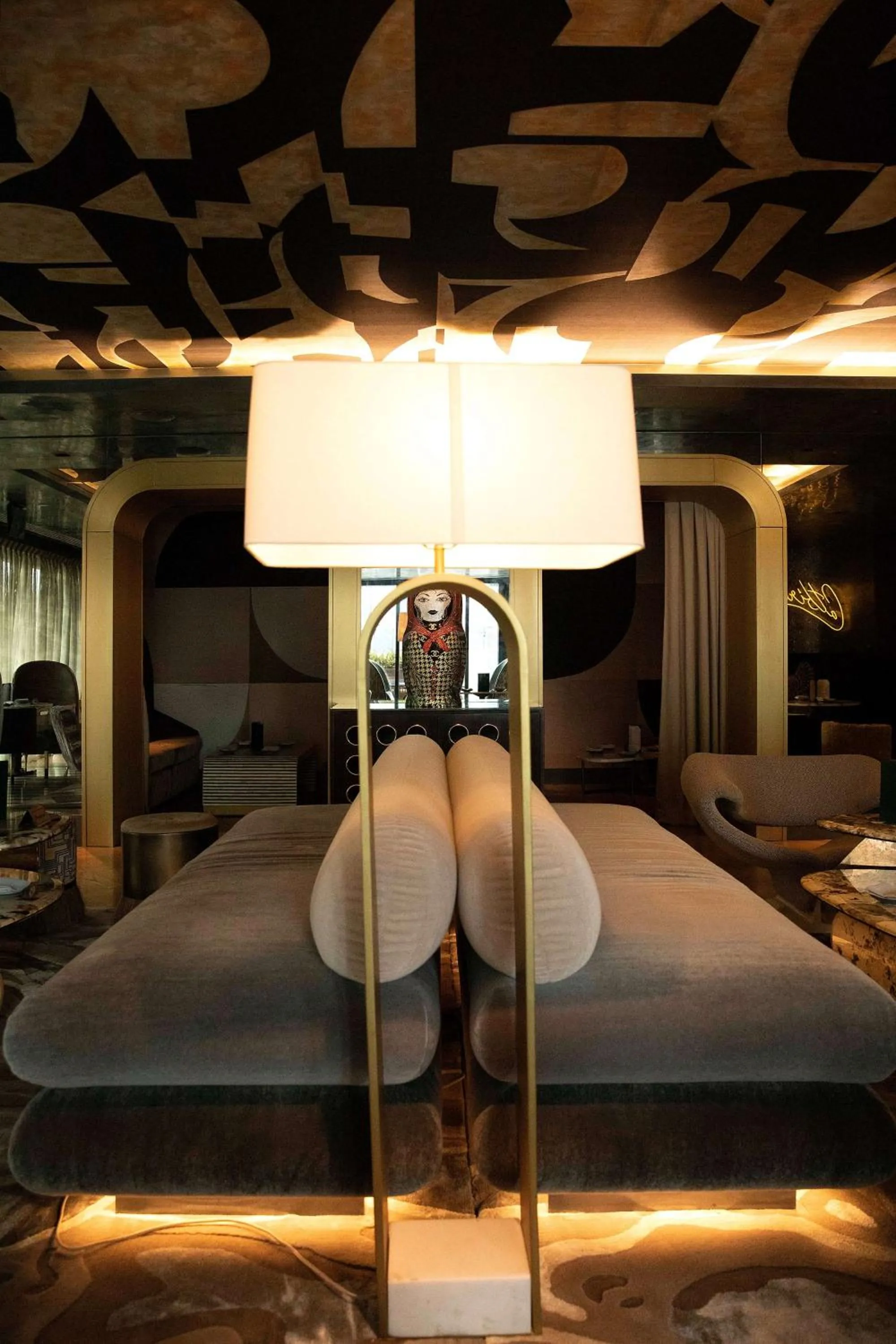 Restaurant/places to eat, Bed in Thompson Dallas, by Hyatt