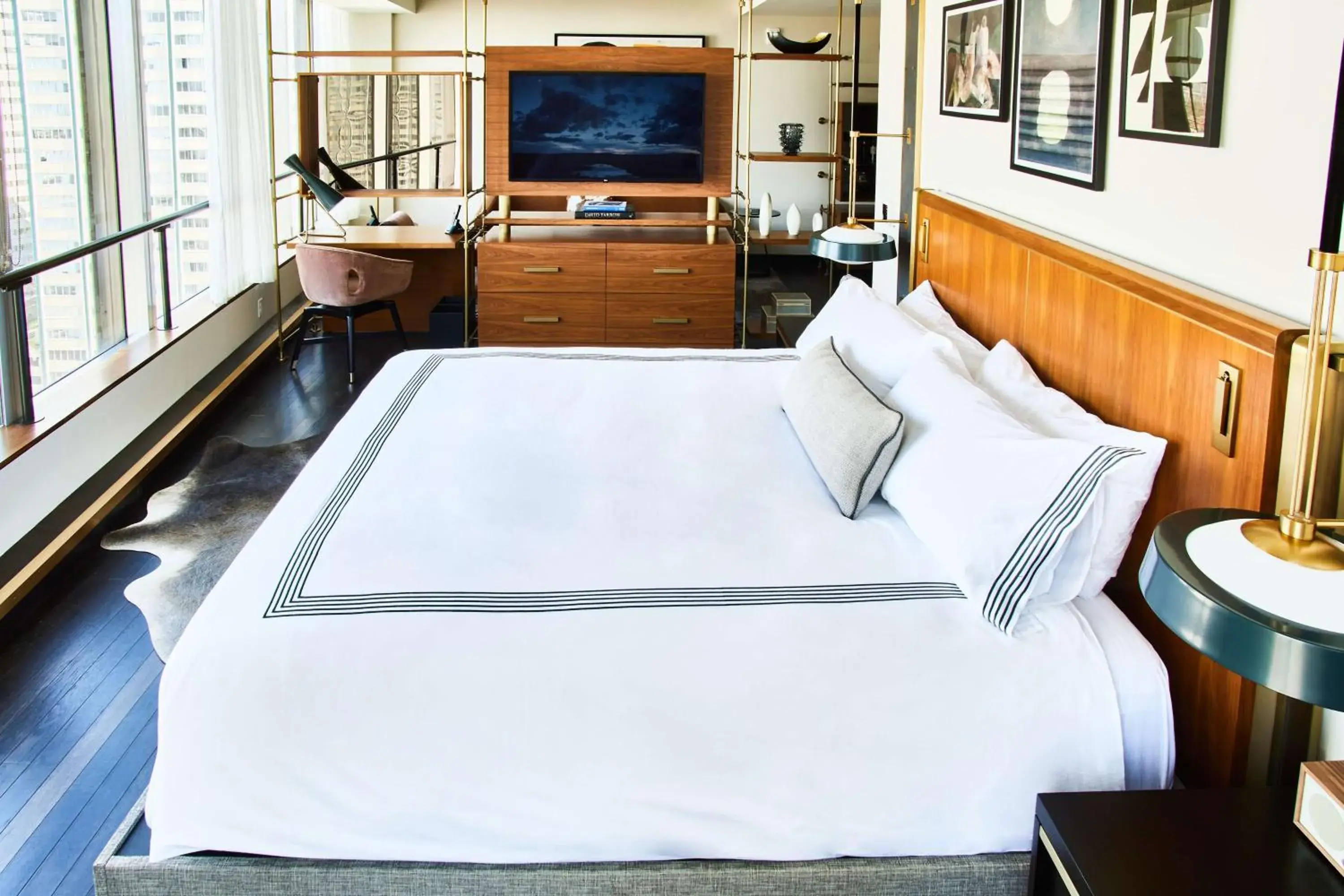 Skyline Suite in Thompson Dallas, by Hyatt Skyline Suite in Thompson Dallas, by Hyatt