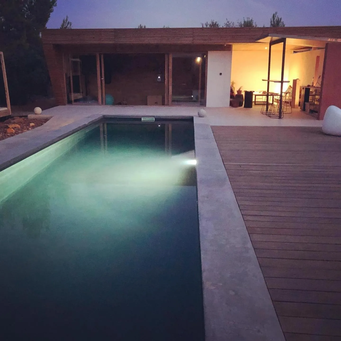 Swimming pool in 4u Bed & Spa