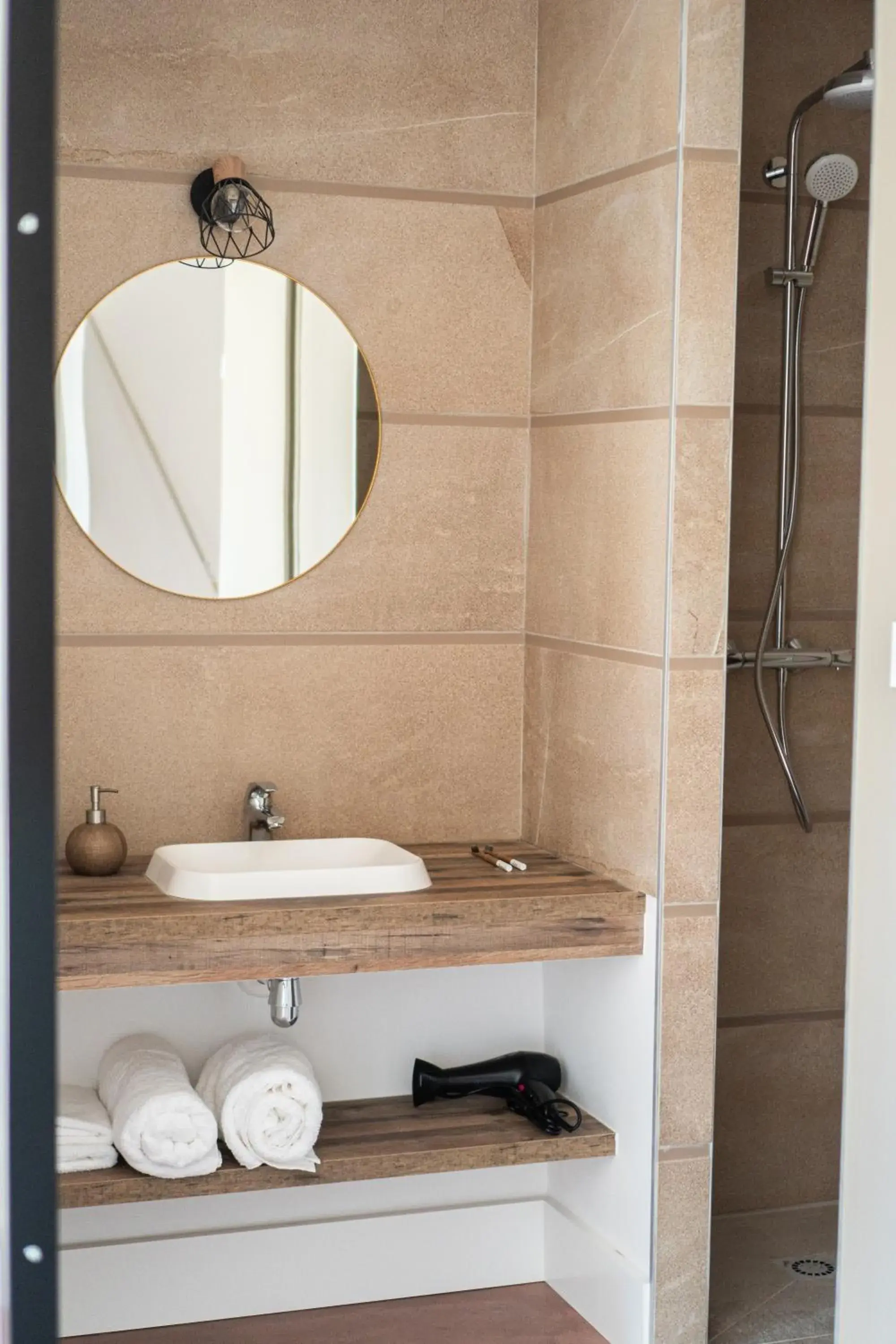 Double Room with Private Bathroom in 4u Bed & Spa Double Room with Private Bathroom in 4u Bed & Spa