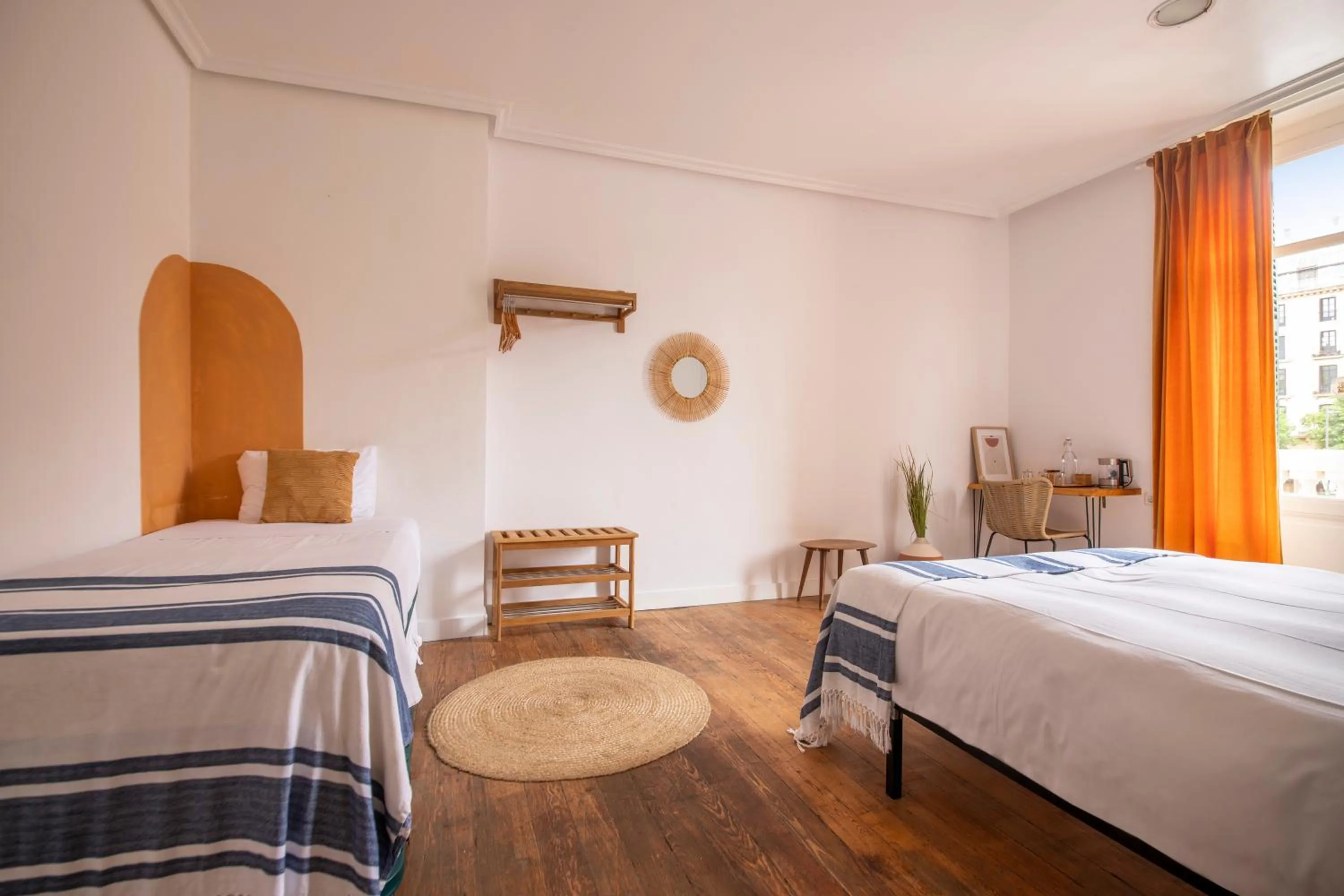 Bed in Belle Époque Self-check-in Guesthouse - Adults-Only