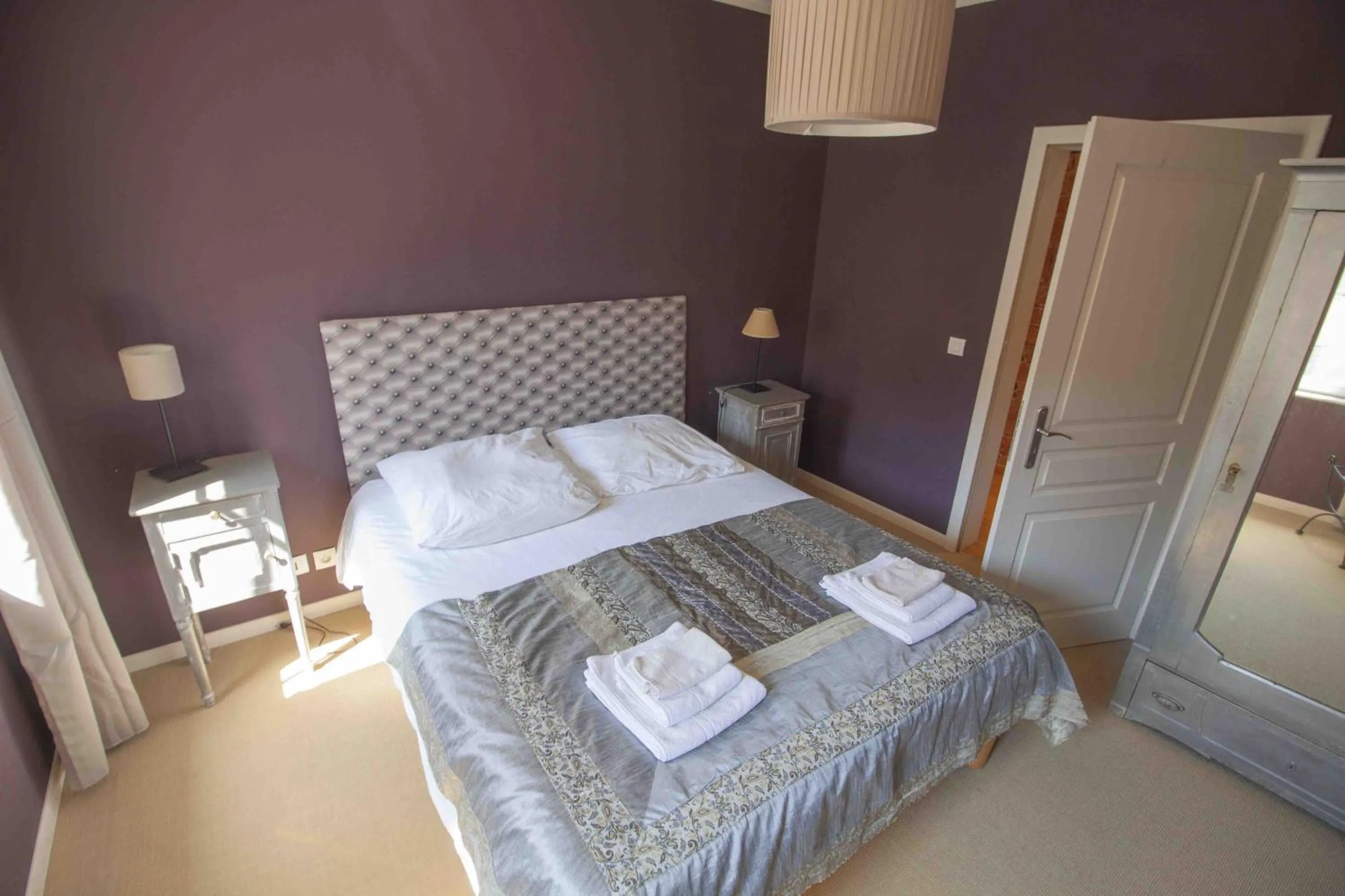 Bedroom, Bed in La Cour de Berthe Est