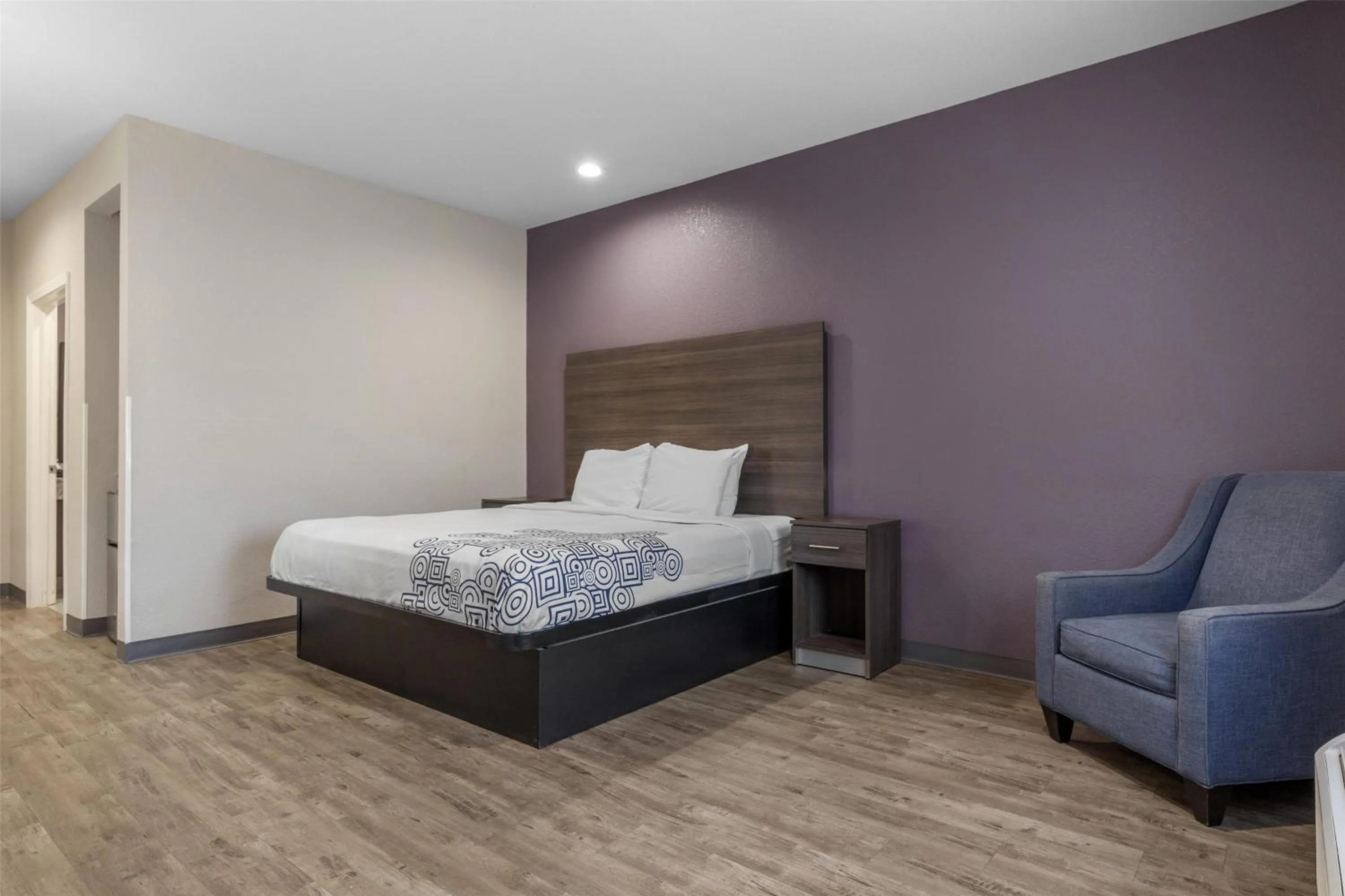 Bedroom, Bed in SureStay Plus Hotel by Best Western Ada