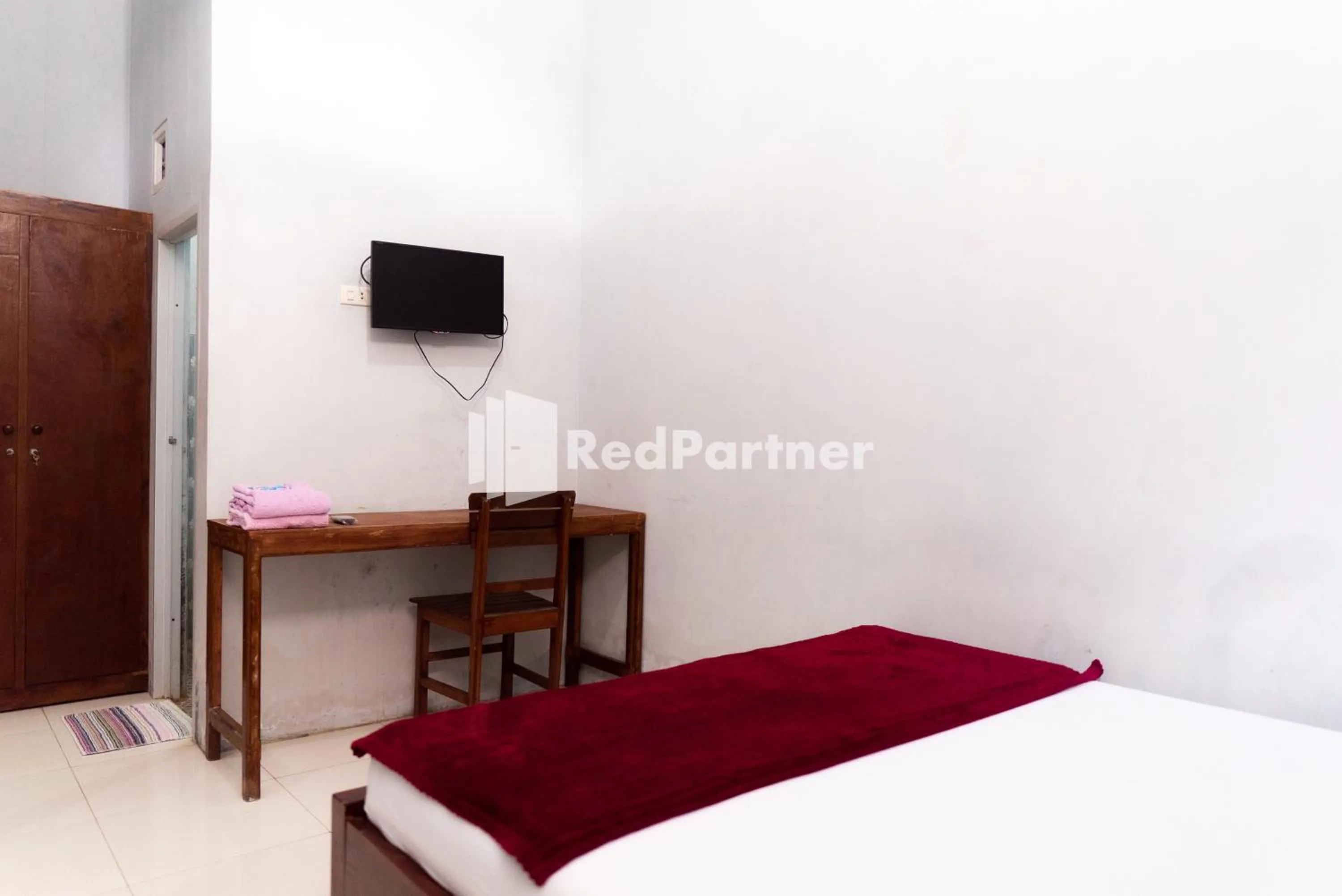 Bed in Pondok Kelapa Homestay near Unila Lampung RedPartner