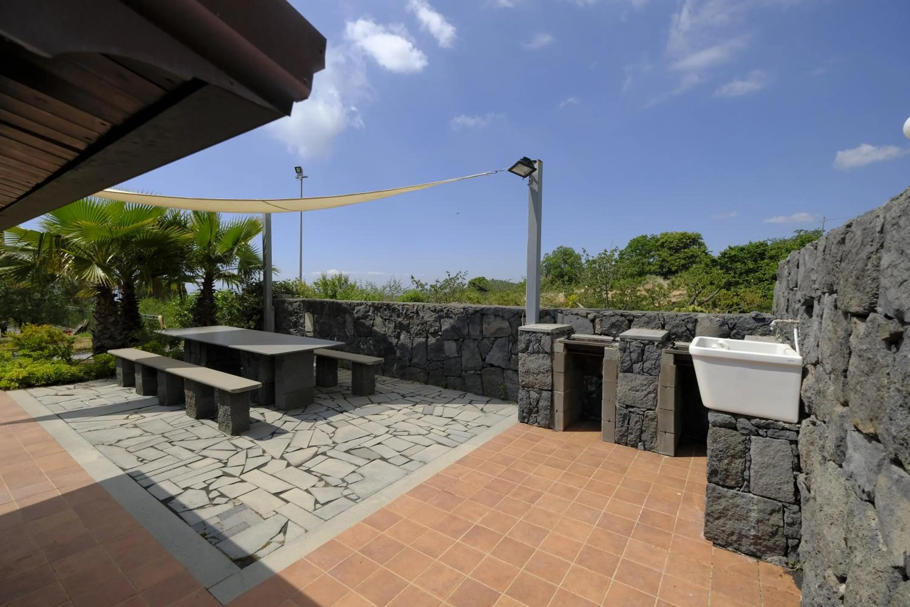 BBQ facilities in Cirasa Luxury Country House