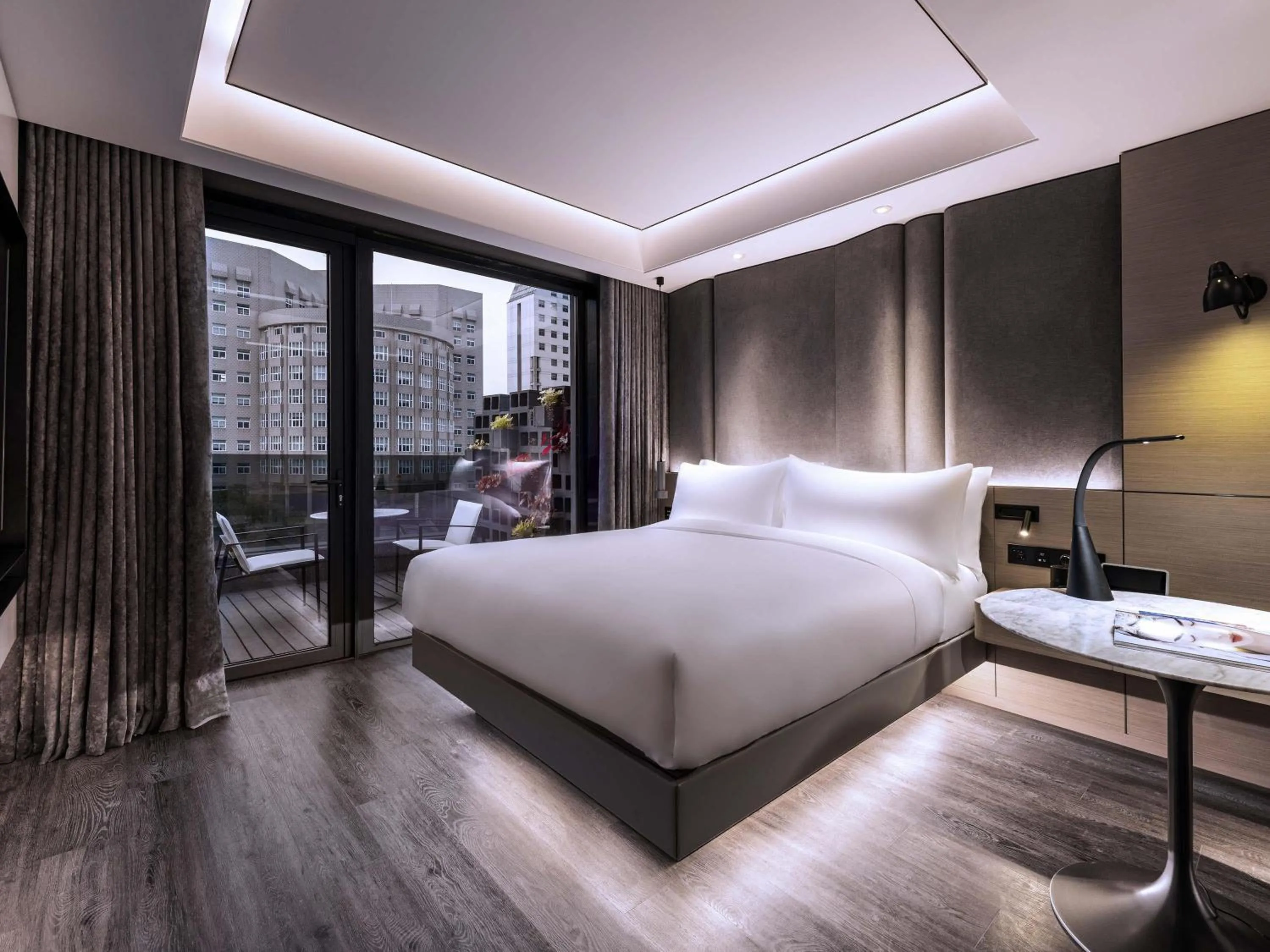 Bedroom, Bed in Novotel Yangzhou City Center