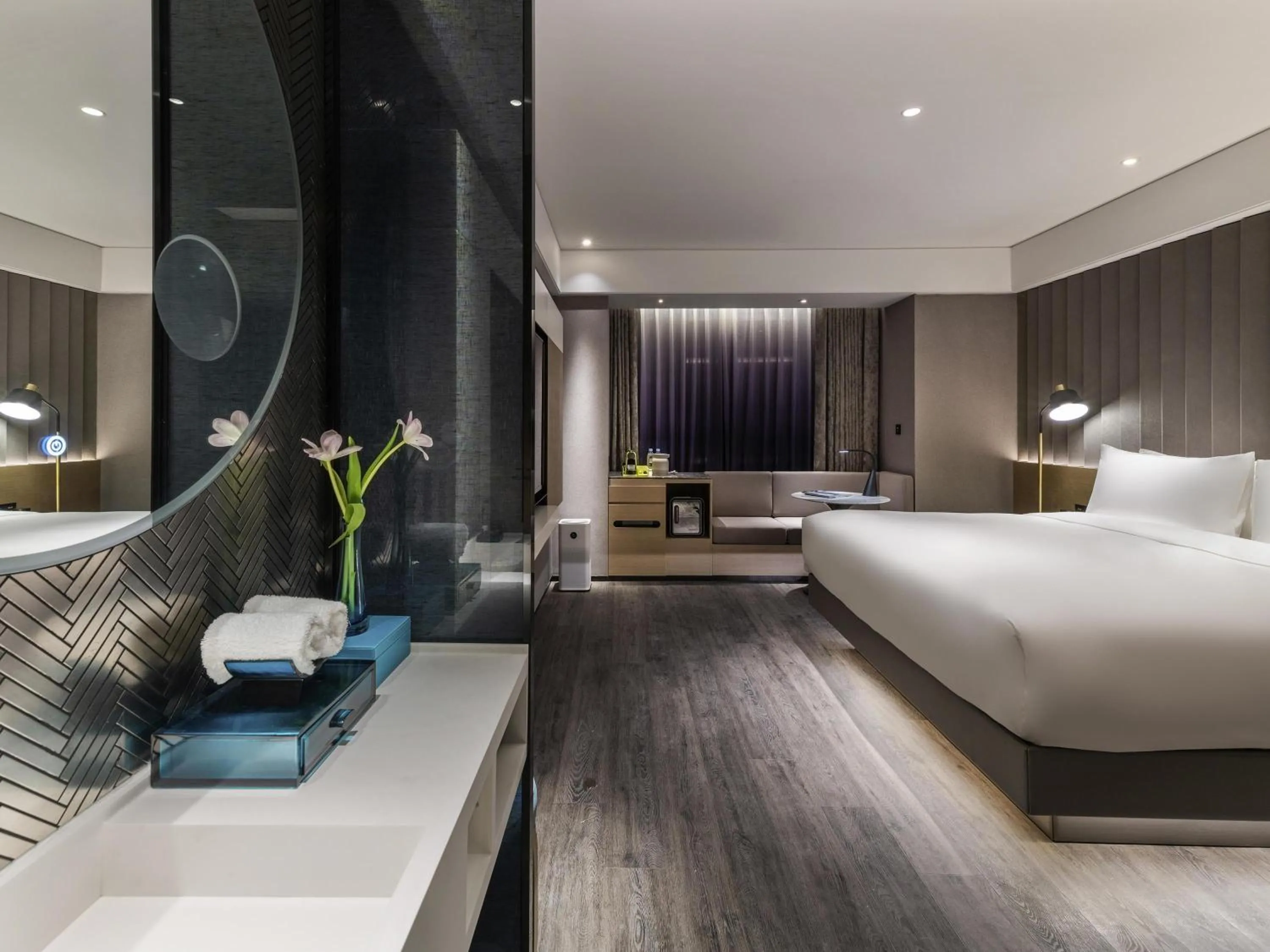 Bedroom, Bed in Novotel Yangzhou City Center