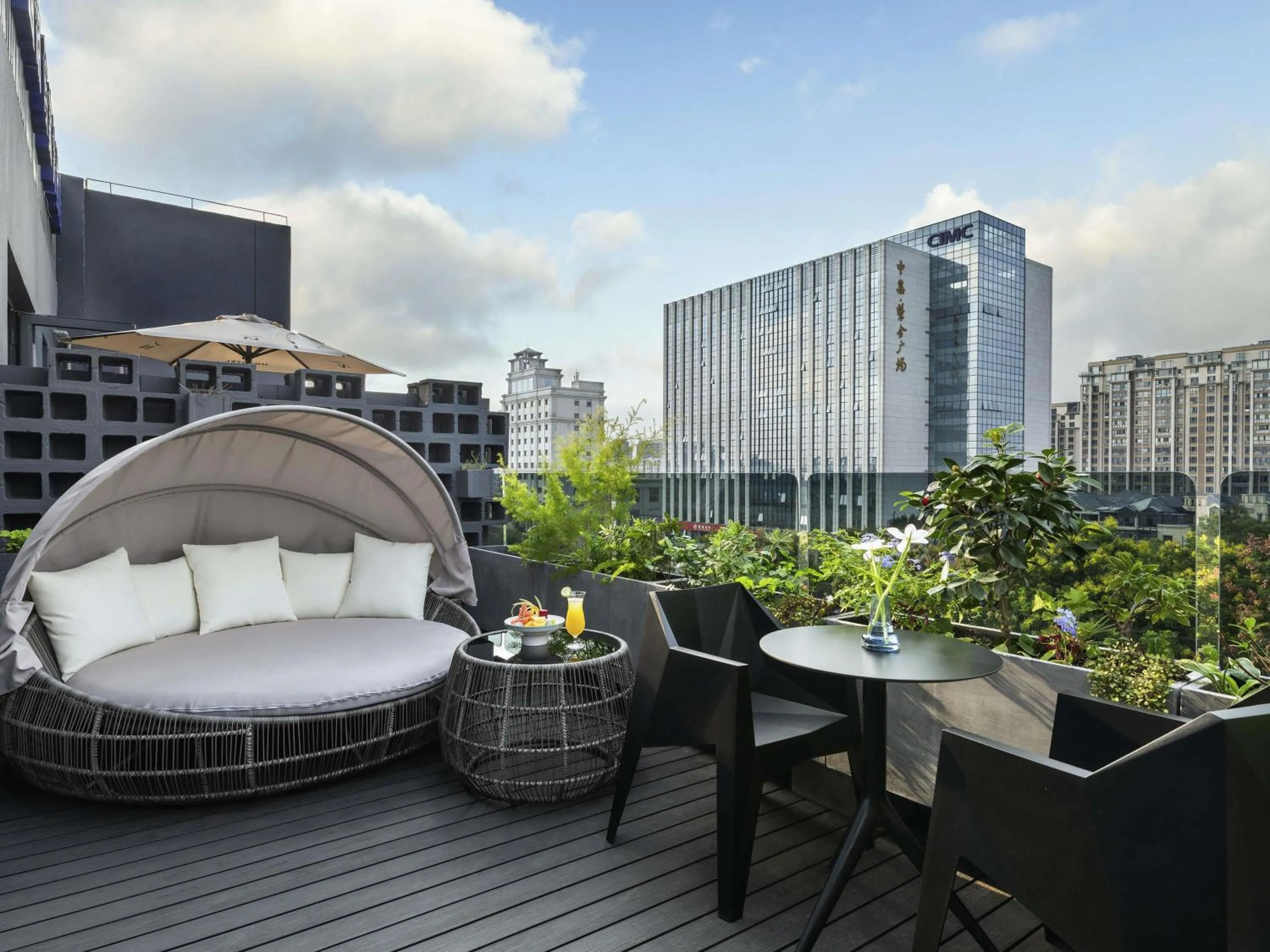Bedroom in Novotel Yangzhou City Center