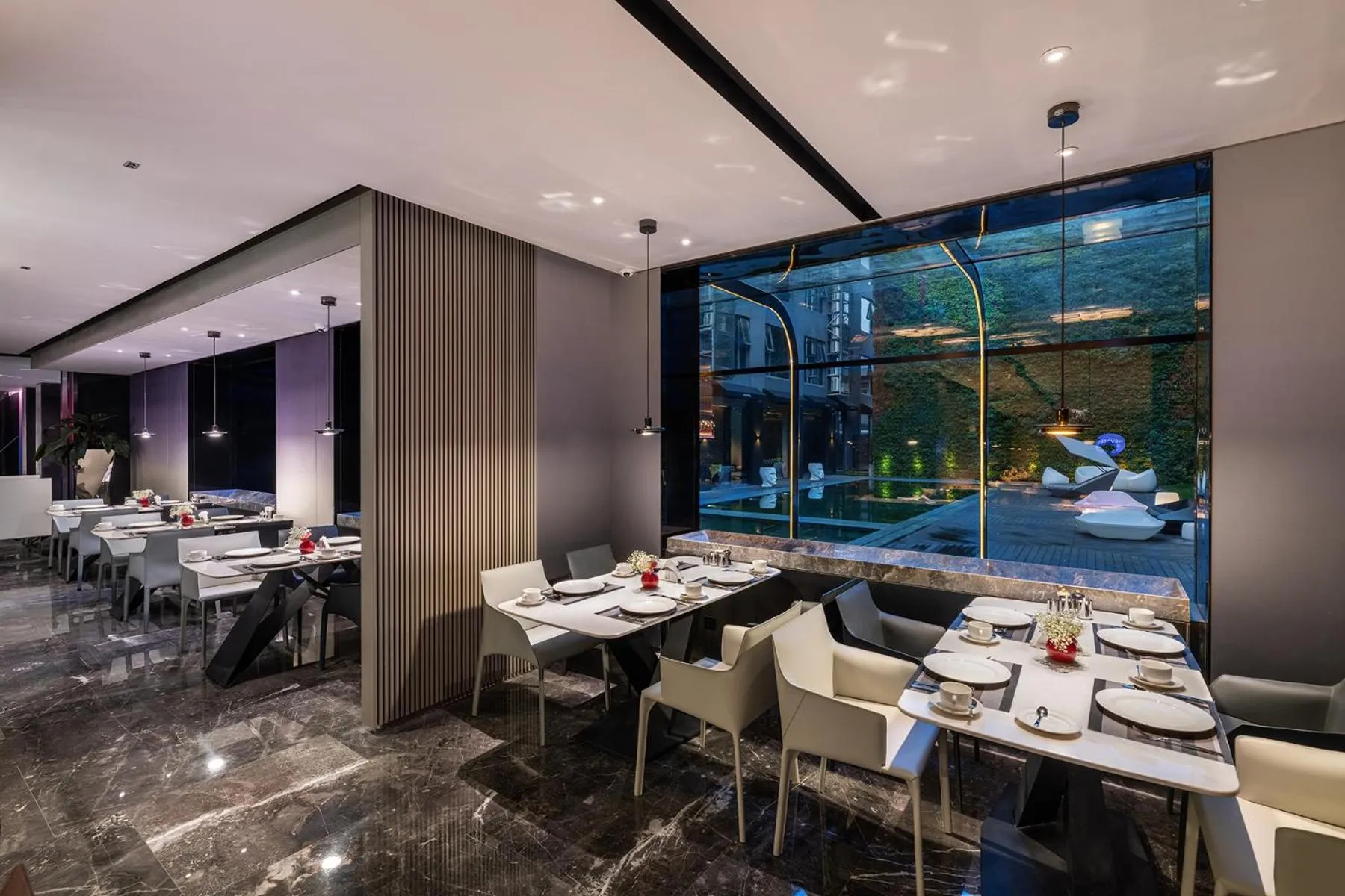 Restaurant/places to eat in Novotel Yangzhou City Center