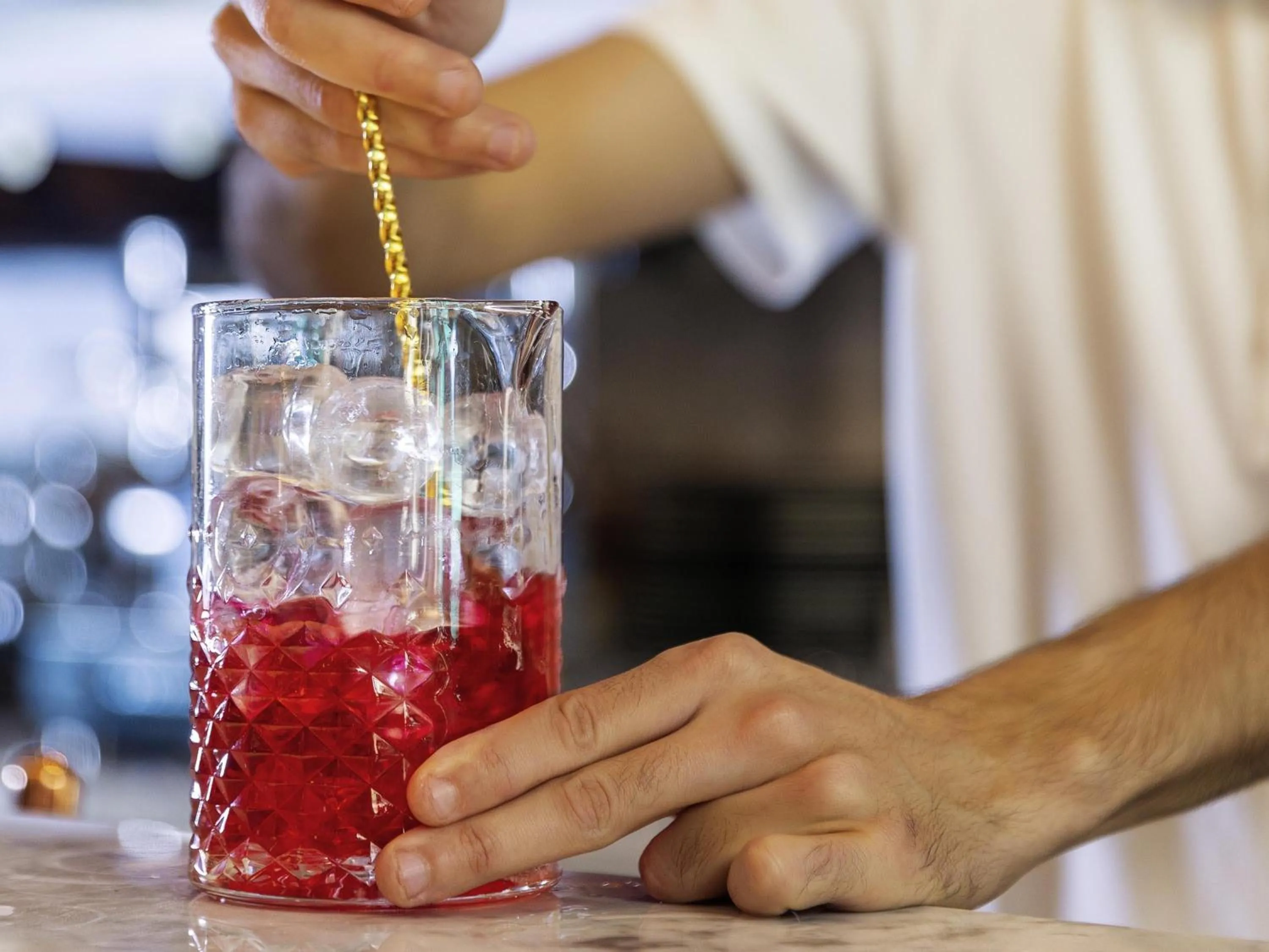 Lounge or bar in Mercure Porto Centro Aliados