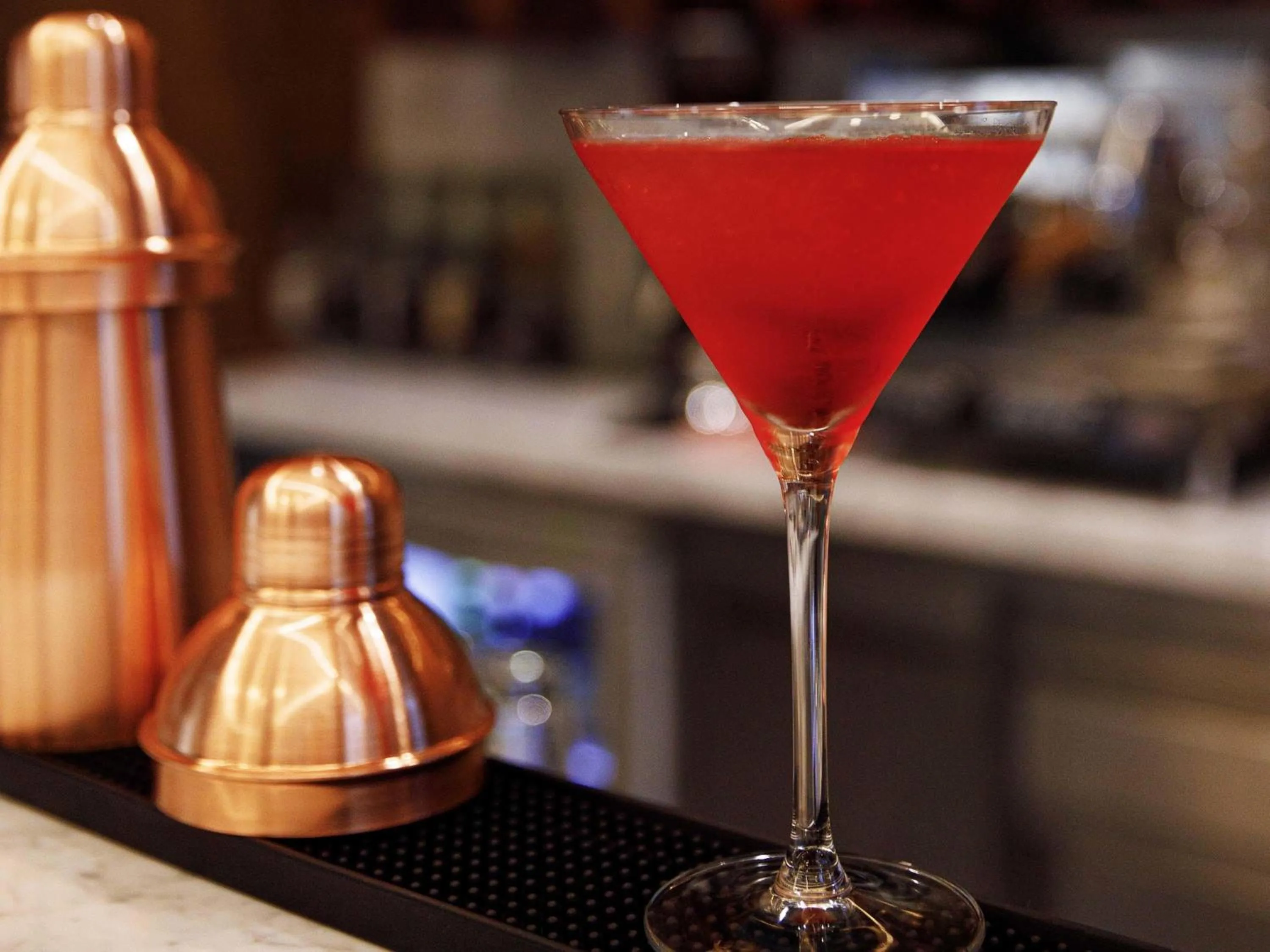 Lounge or bar in Mercure Porto Centro Aliados