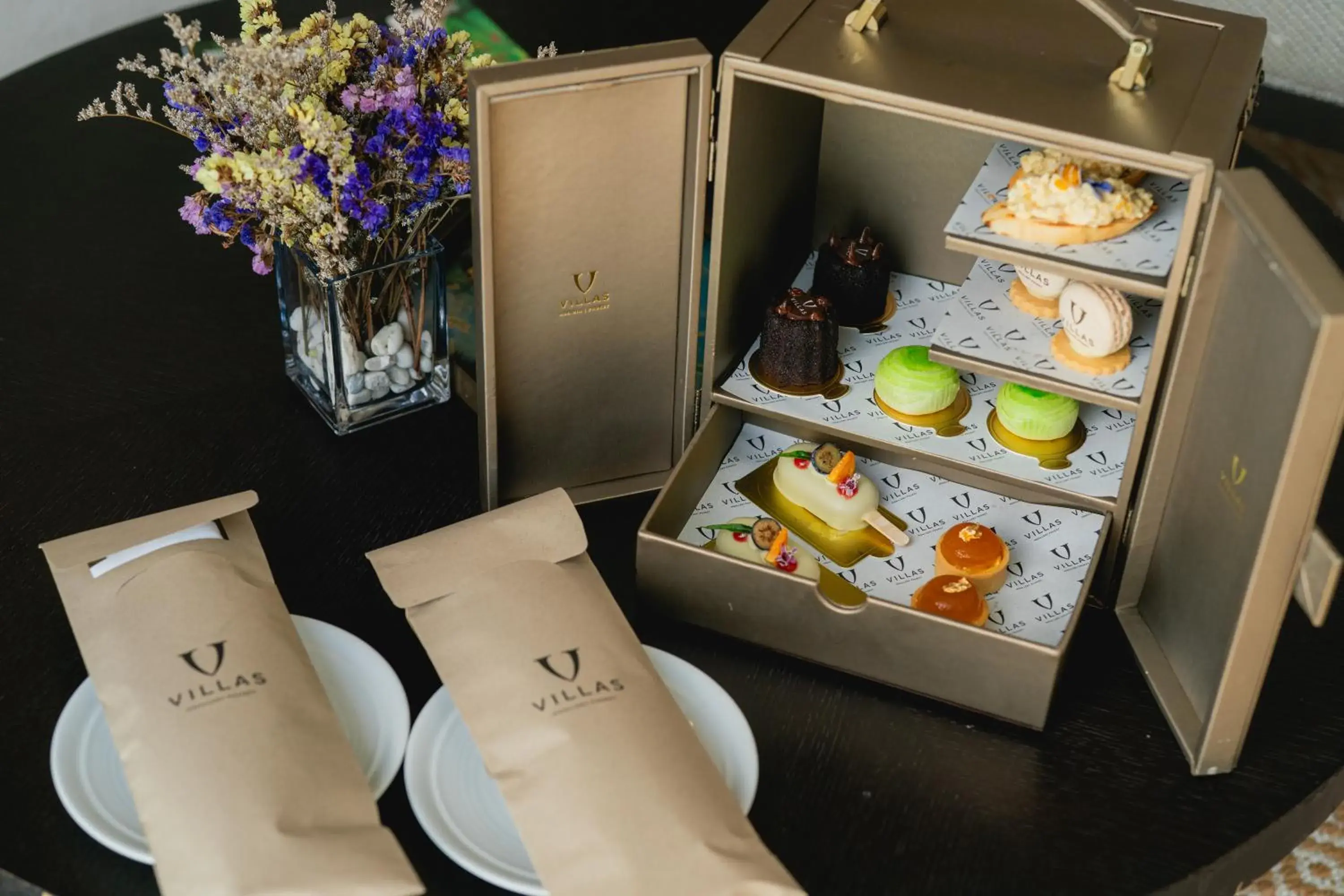 Three-Bedroom Villa with Sea View (24-hour butler service) in V Villas Phuket - MGallery Collection Three-Bedroom Villa with Sea View (24-hour butler service) in V Villas Phuket - MGallery Collection