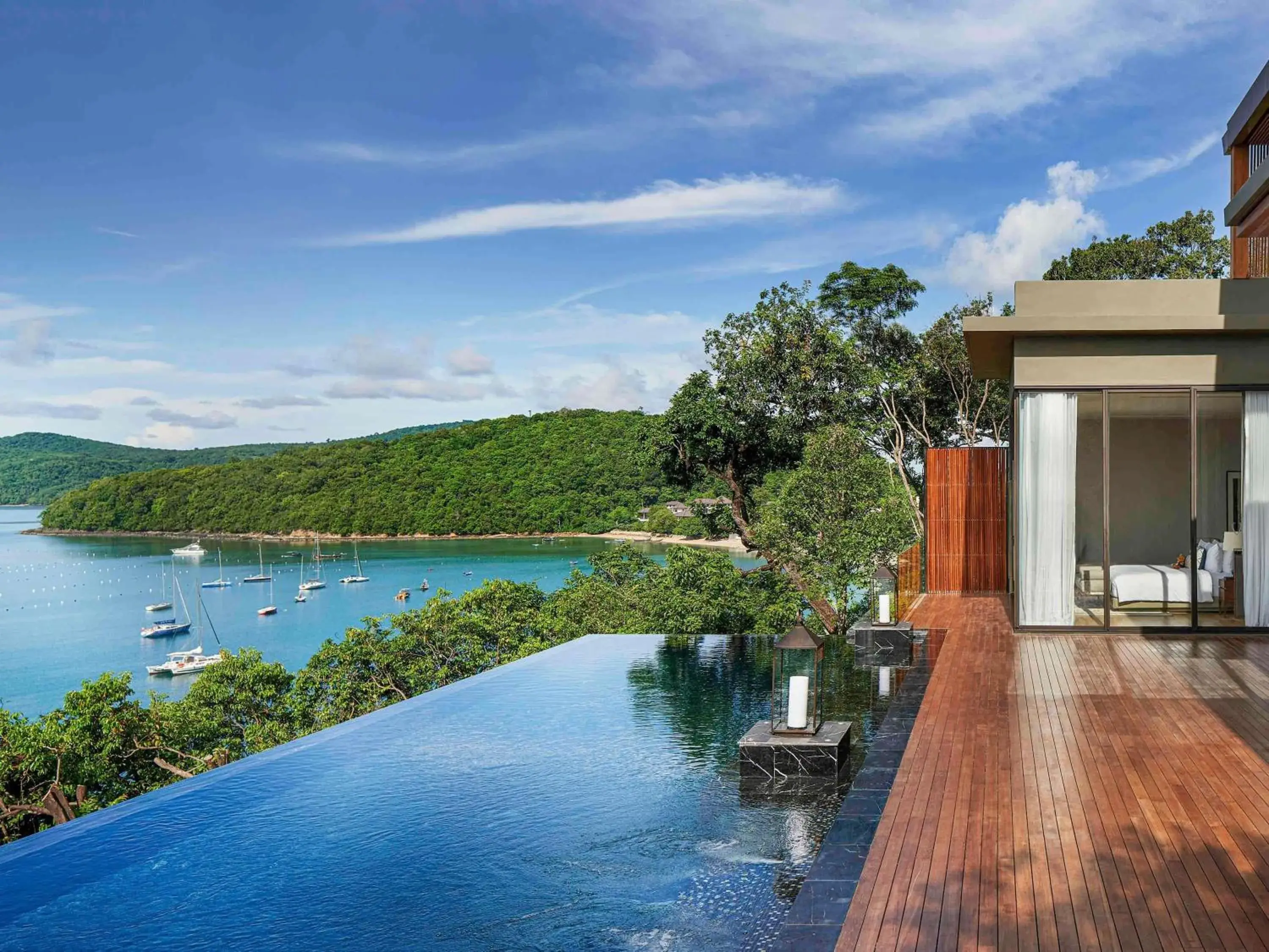 Four-Bedroom King Suite with Ocean View and Infinity Pool - Hilltop Cliff in V Villas Phuket - MGallery Collection Four-Bedroom King Suite with Ocean View and Infinity Pool - Hilltop Cliff in V Villas Phuket - MGallery Collection