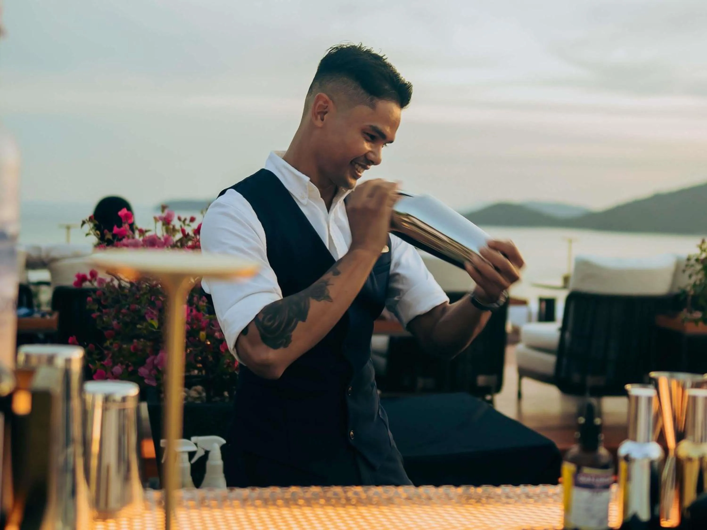 Lounge or bar in V Villas Phuket - MGallery Collection