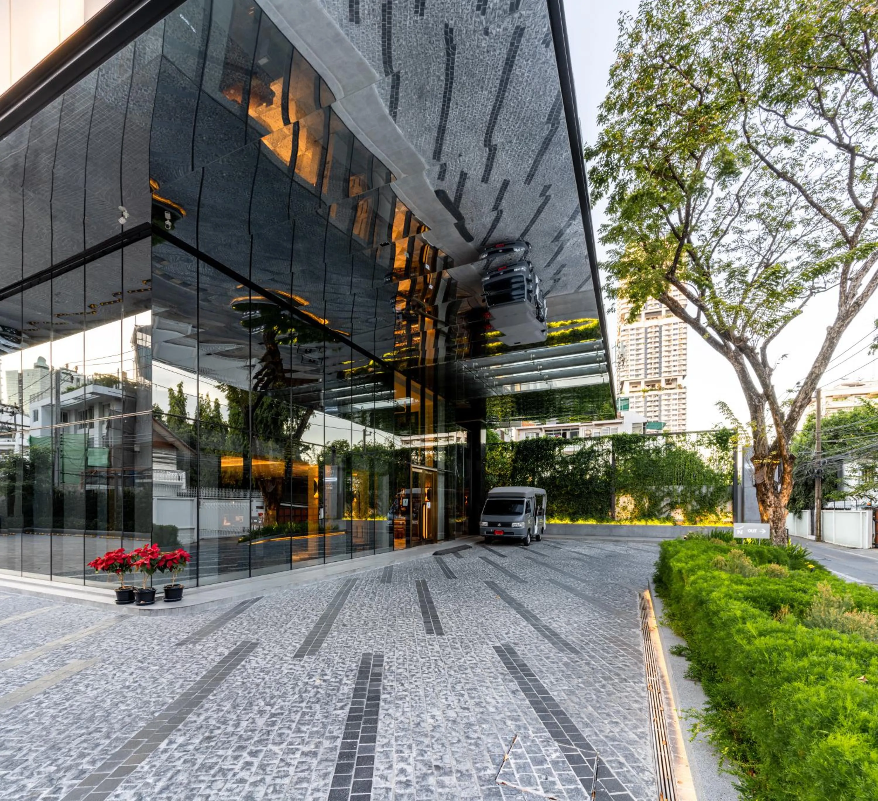 Property building in Homm Sukhumvit34 Bangkok