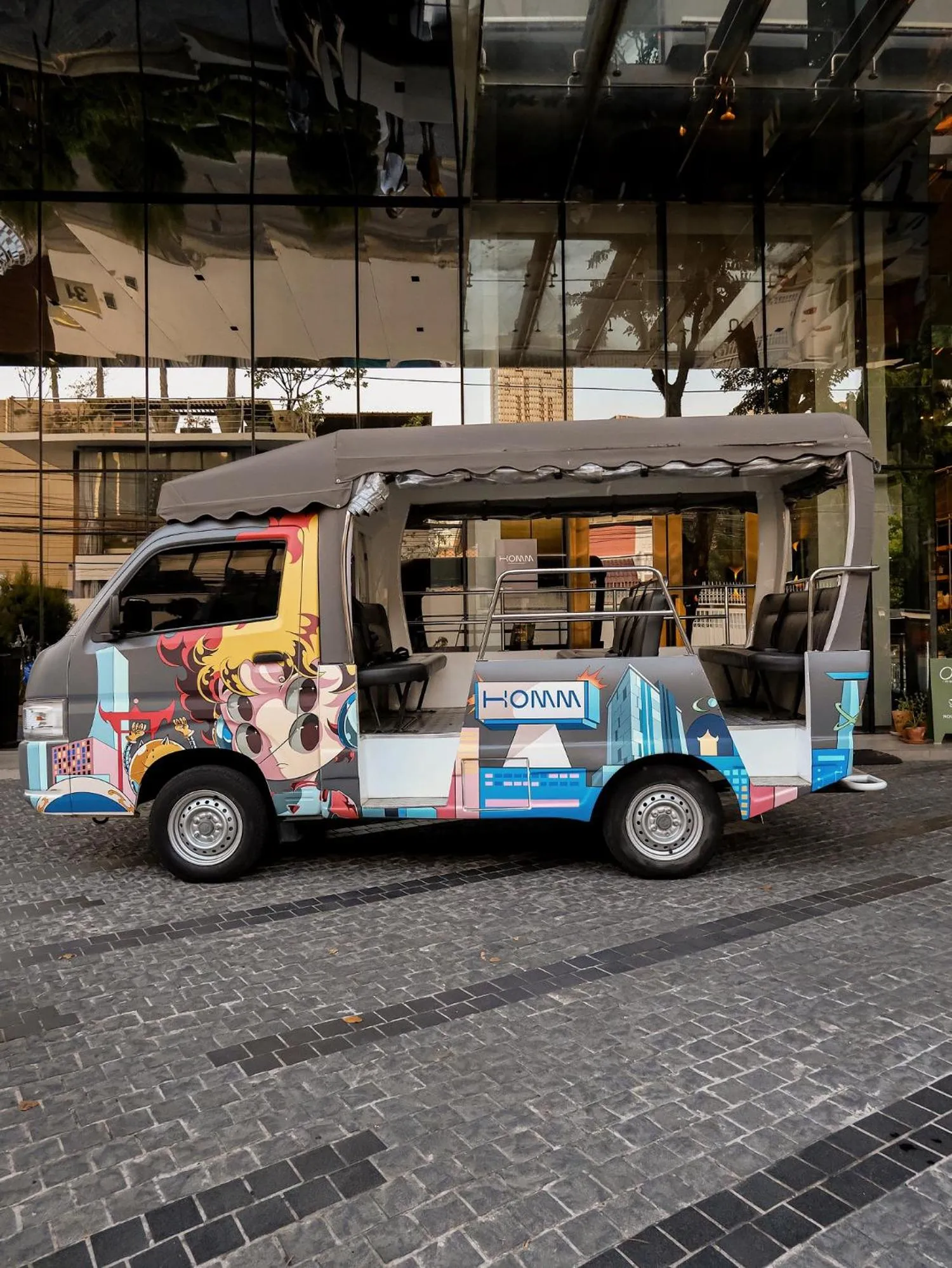 shuttle in Homm Sukhumvit34 Bangkok