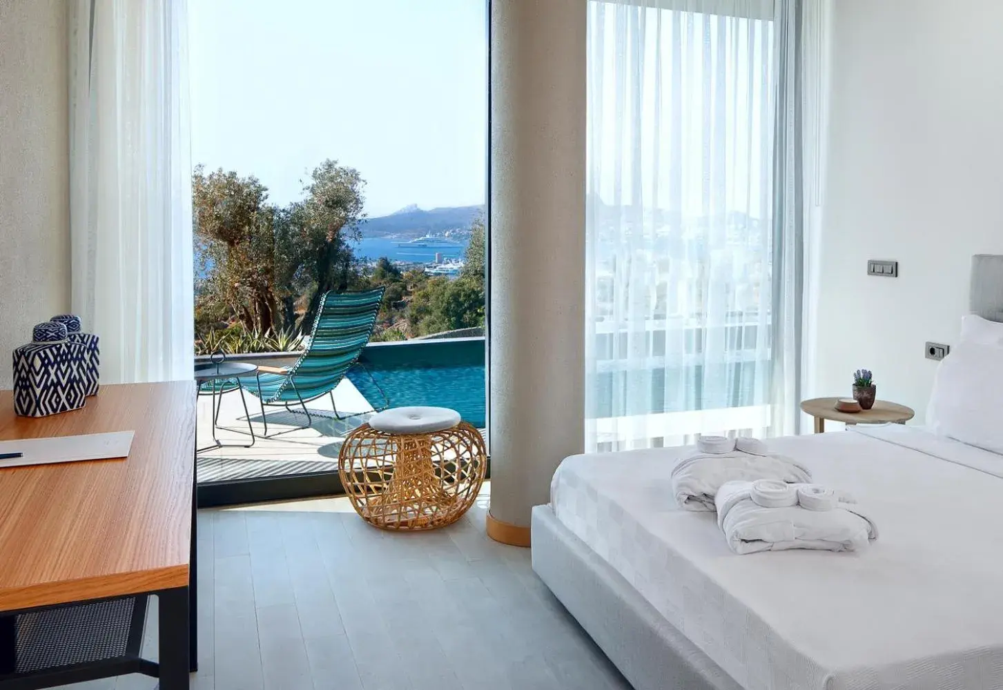 Three-Bedroom Apartment with Private Pool in G Beyond Residences & Villas, Yalıkavak, Bodrum Three-Bedroom Apartment with Private Pool in G Beyond Residences & Villas, Yalıkavak, Bodrum