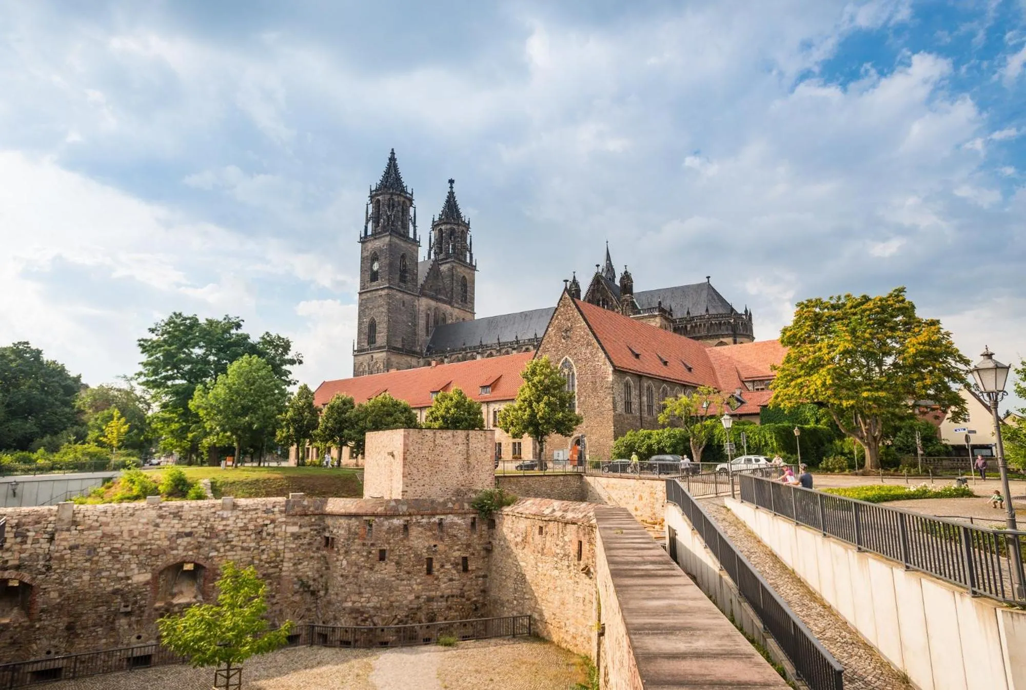 Nearby landmark in REGIOHOTEL Wittekind Burg - #AutobahnA2 #TopPreisLeistung #FreeParking #Wallbox