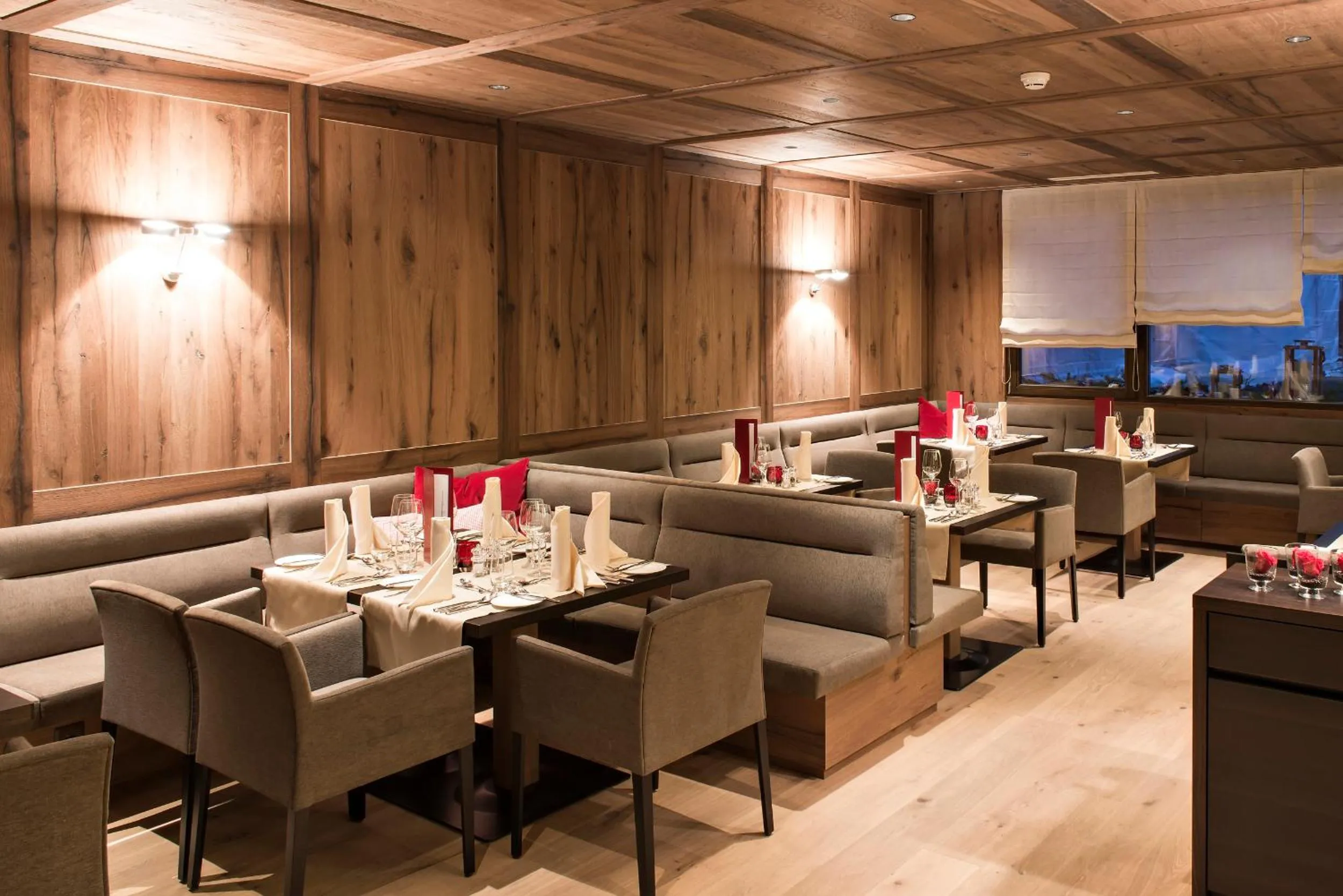 Restaurant/places to eat in Hotel Palü