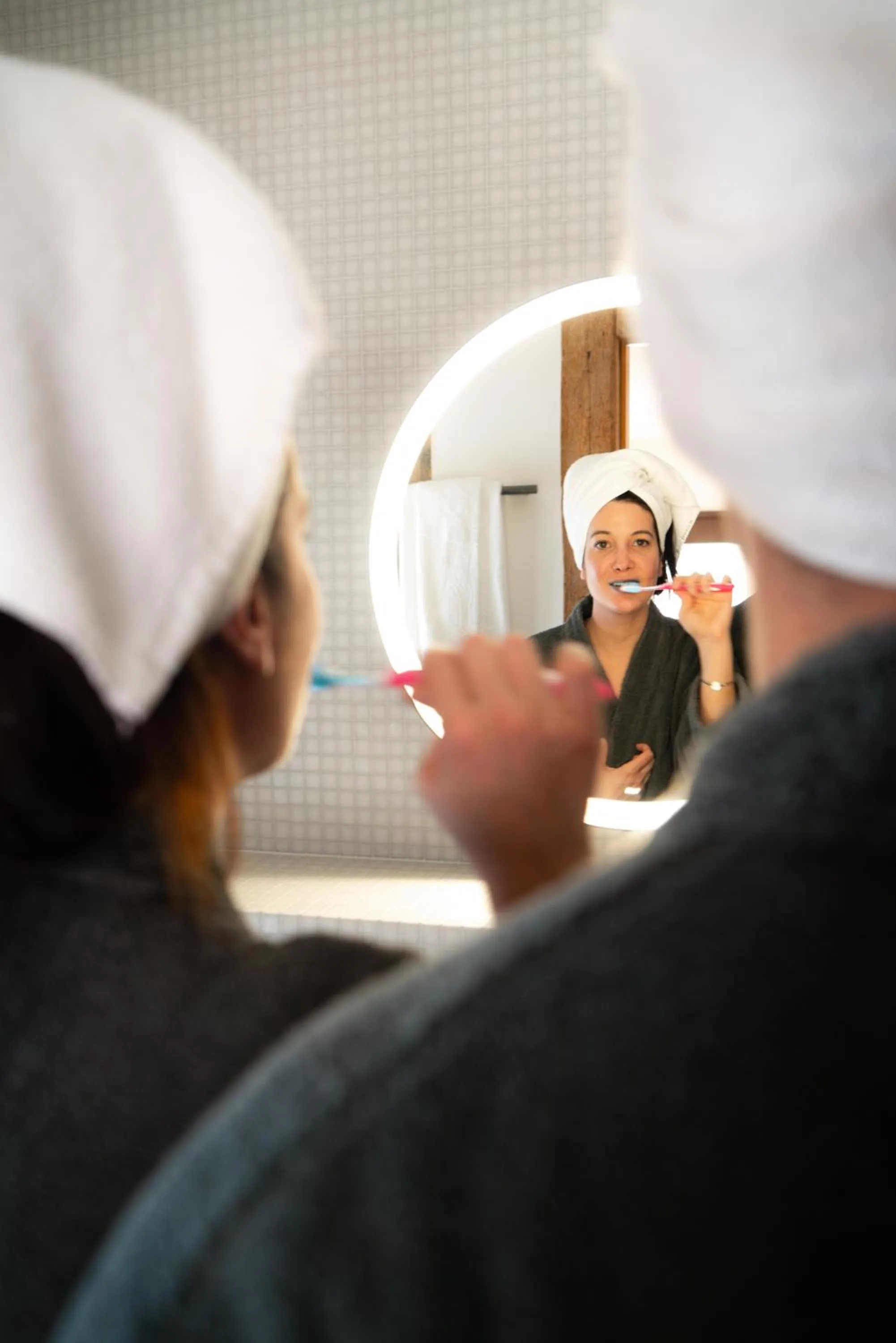 People in Le Sauvage