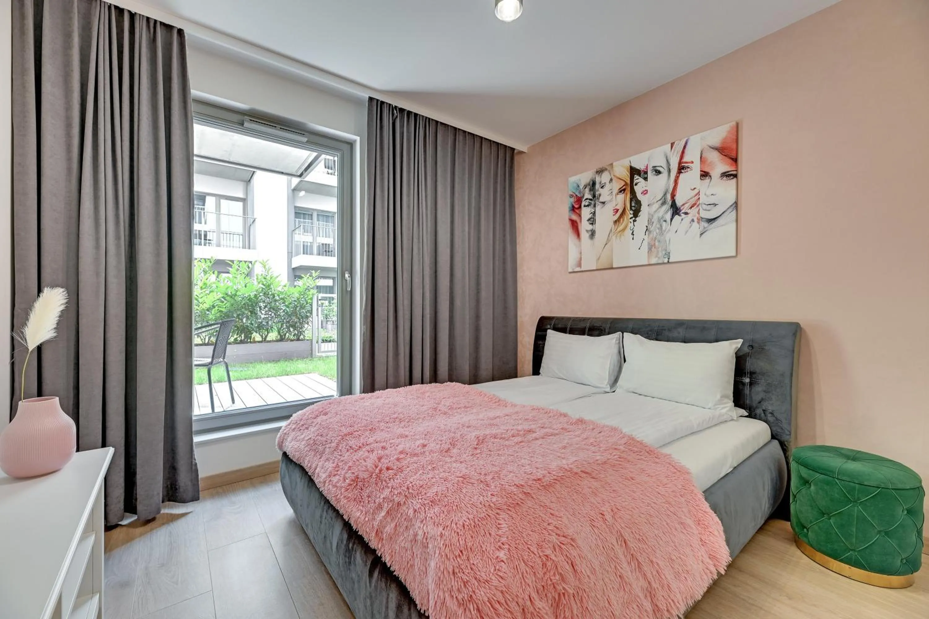 Bed in GRANO APARTMENTS Gdańsk Residence SPA & Wellness - GRANO APARTMENTS Gdańsk Old Town SPA & Wellness