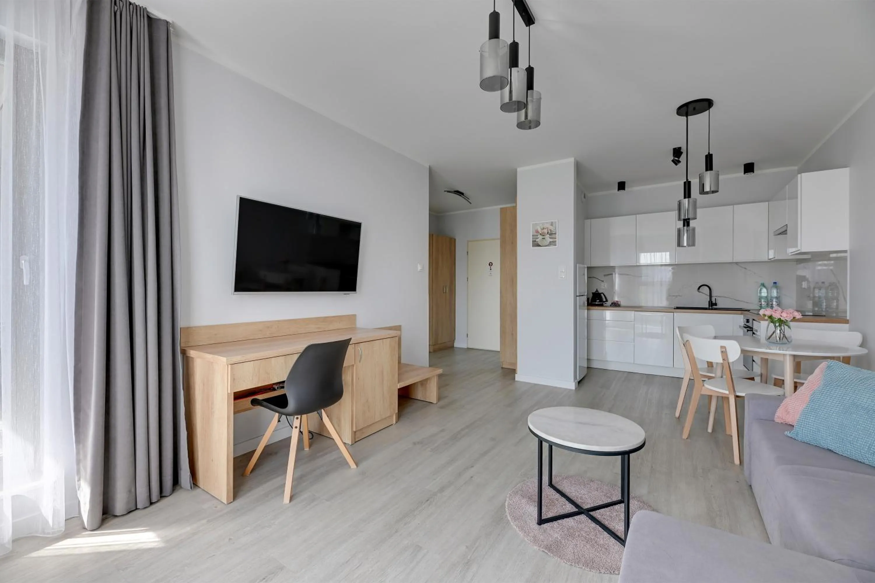 TV and multimedia in GRANO APARTMENTS Gdańsk Residence SPA & Wellness - GRANO APARTMENTS Gdańsk Old Town SPA & Wellness