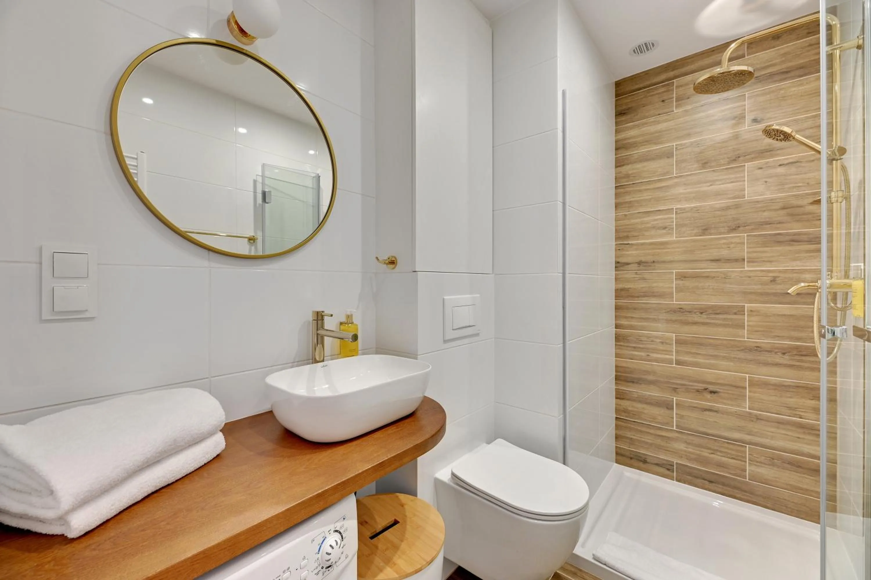 Toilet in GRANO APARTMENTS Gdańsk Residence SPA & Wellness - GRANO APARTMENTS Gdańsk Old Town SPA & Wellness