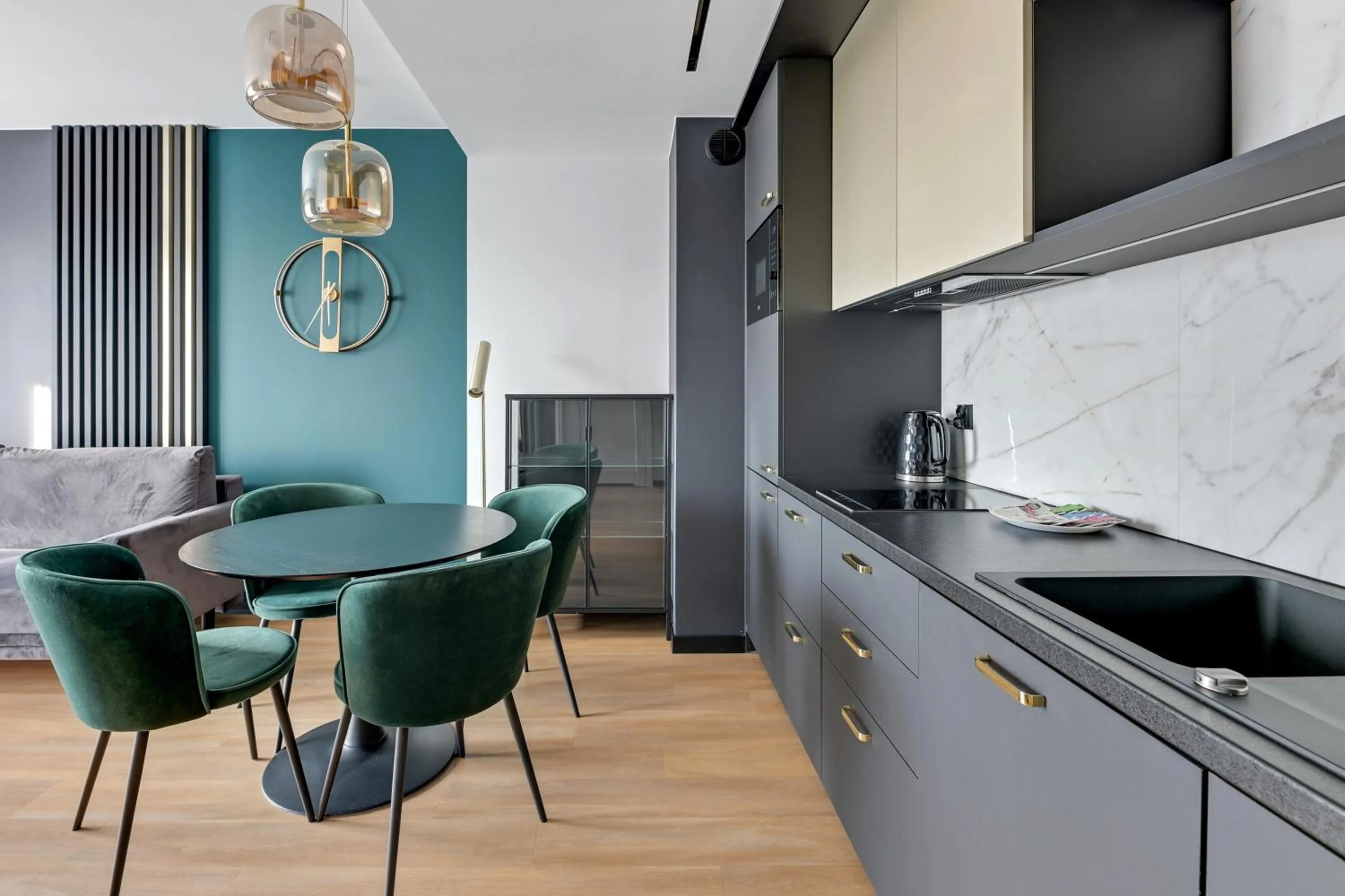 Kitchen or kitchenette in GRANO APARTMENTS Gdańsk Residence SPA & Wellness - GRANO APARTMENTS Gdańsk Old Town SPA & Wellness