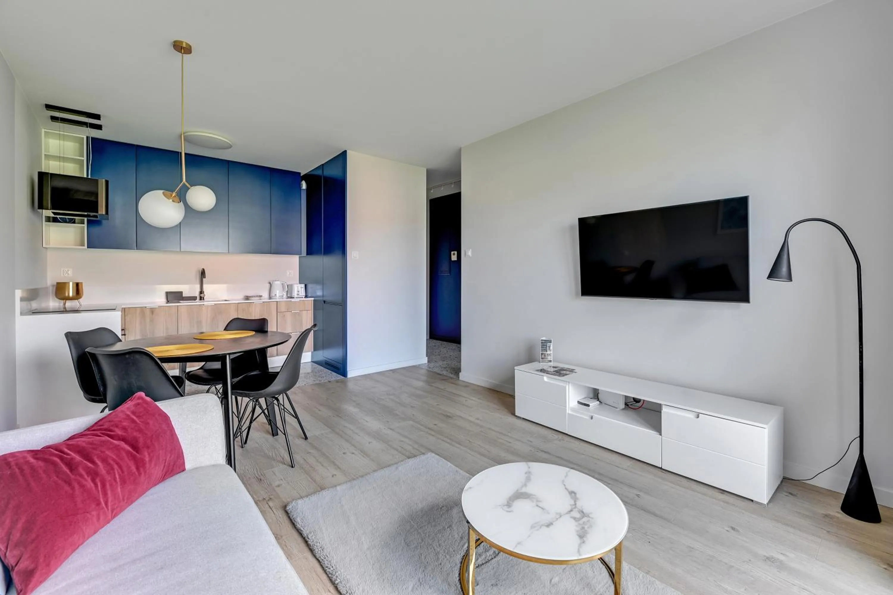 Kitchen or kitchenette in GRANO APARTMENTS Gdańsk Residence SPA & Wellness - GRANO APARTMENTS Gdańsk Old Town SPA & Wellness