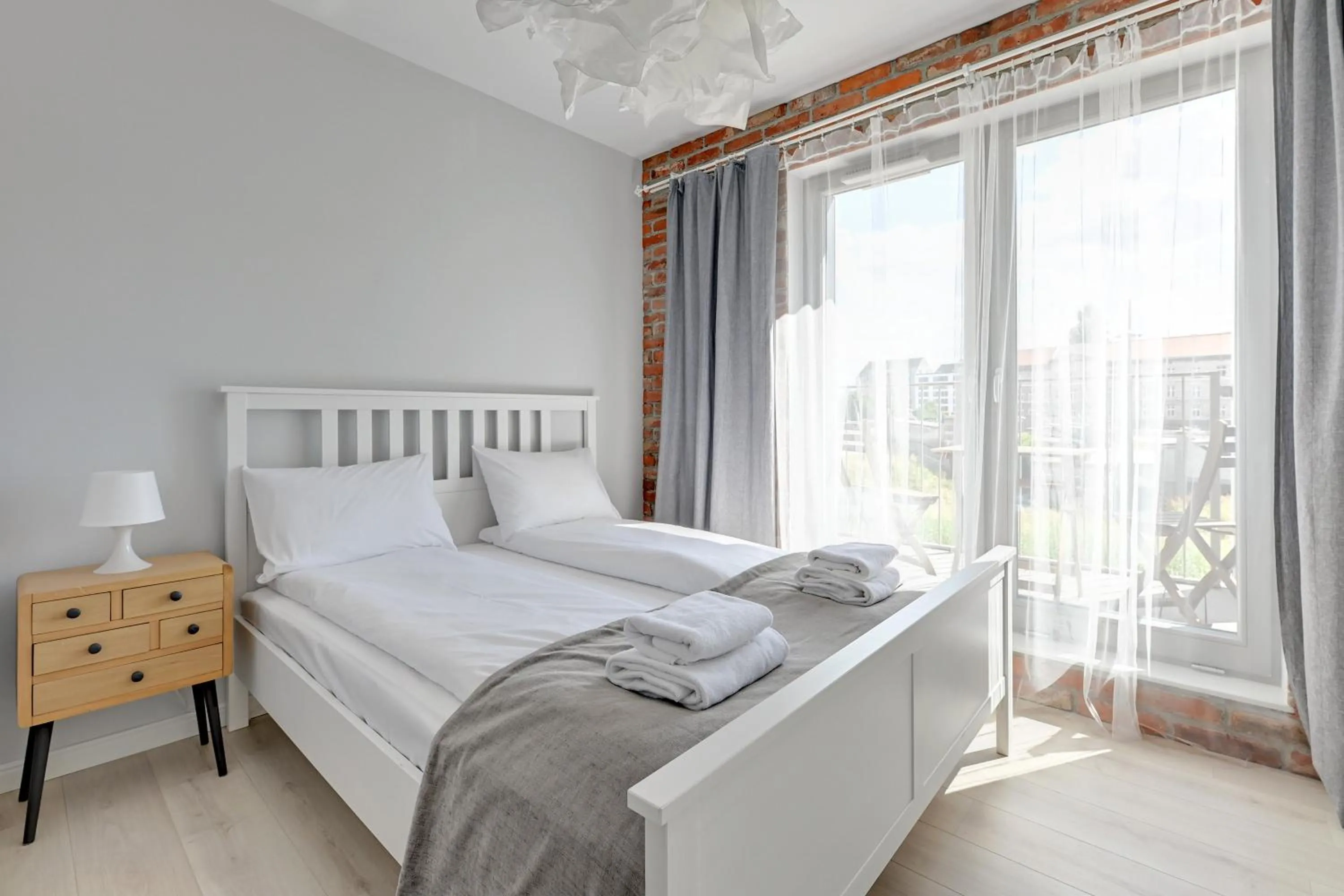 Bedroom, Bed in GRANO APARTMENTS Gdańsk Residence SPA & Wellness - GRANO APARTMENTS Gdańsk Old Town SPA & Wellness