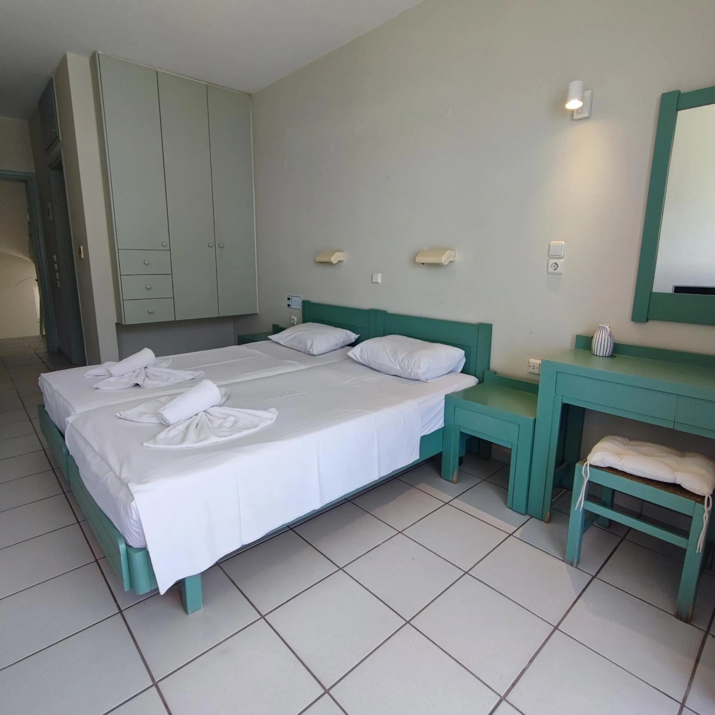 Bed in Ostria Studios