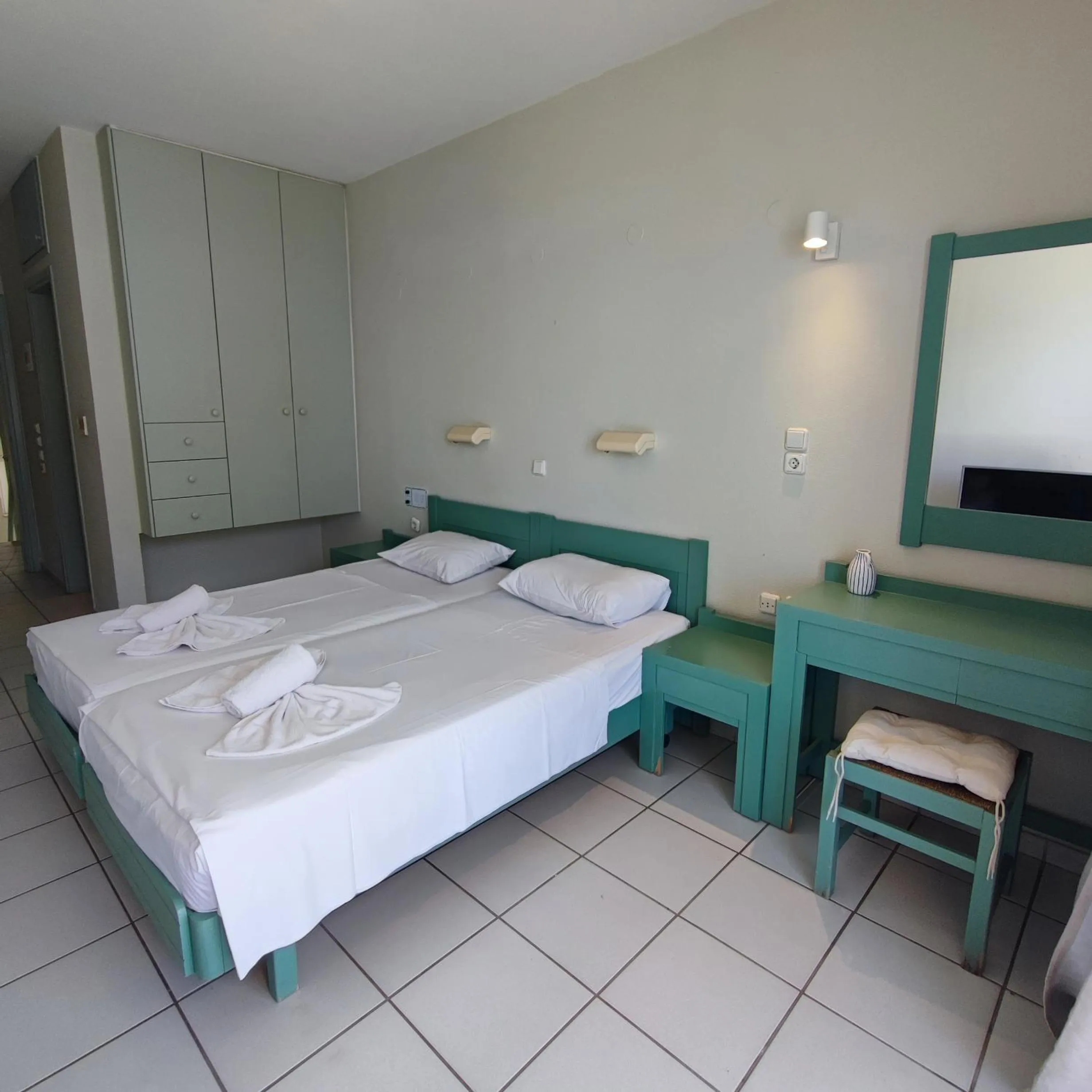 Bed in Ostria Studios