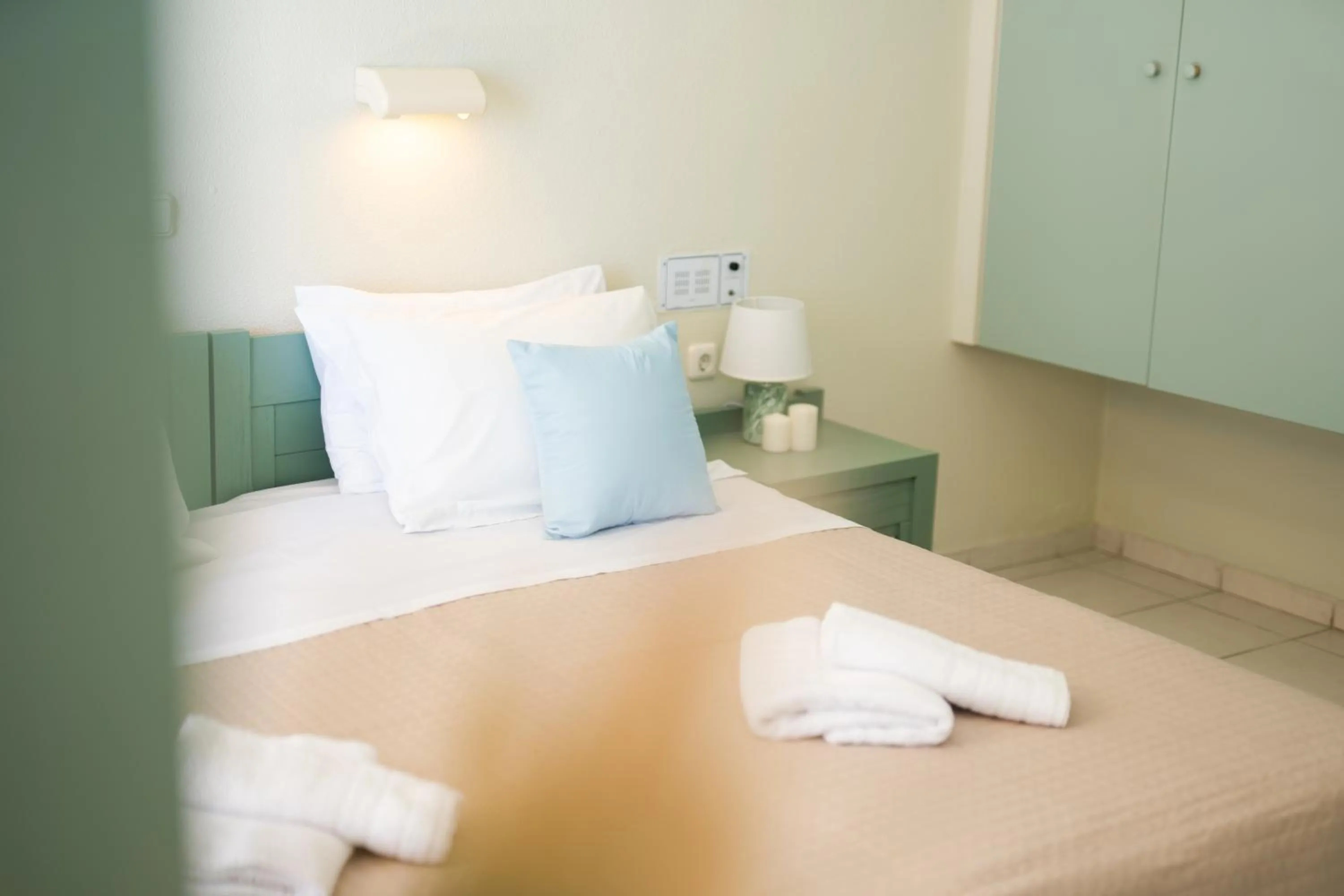 Bed in Ostria Studios