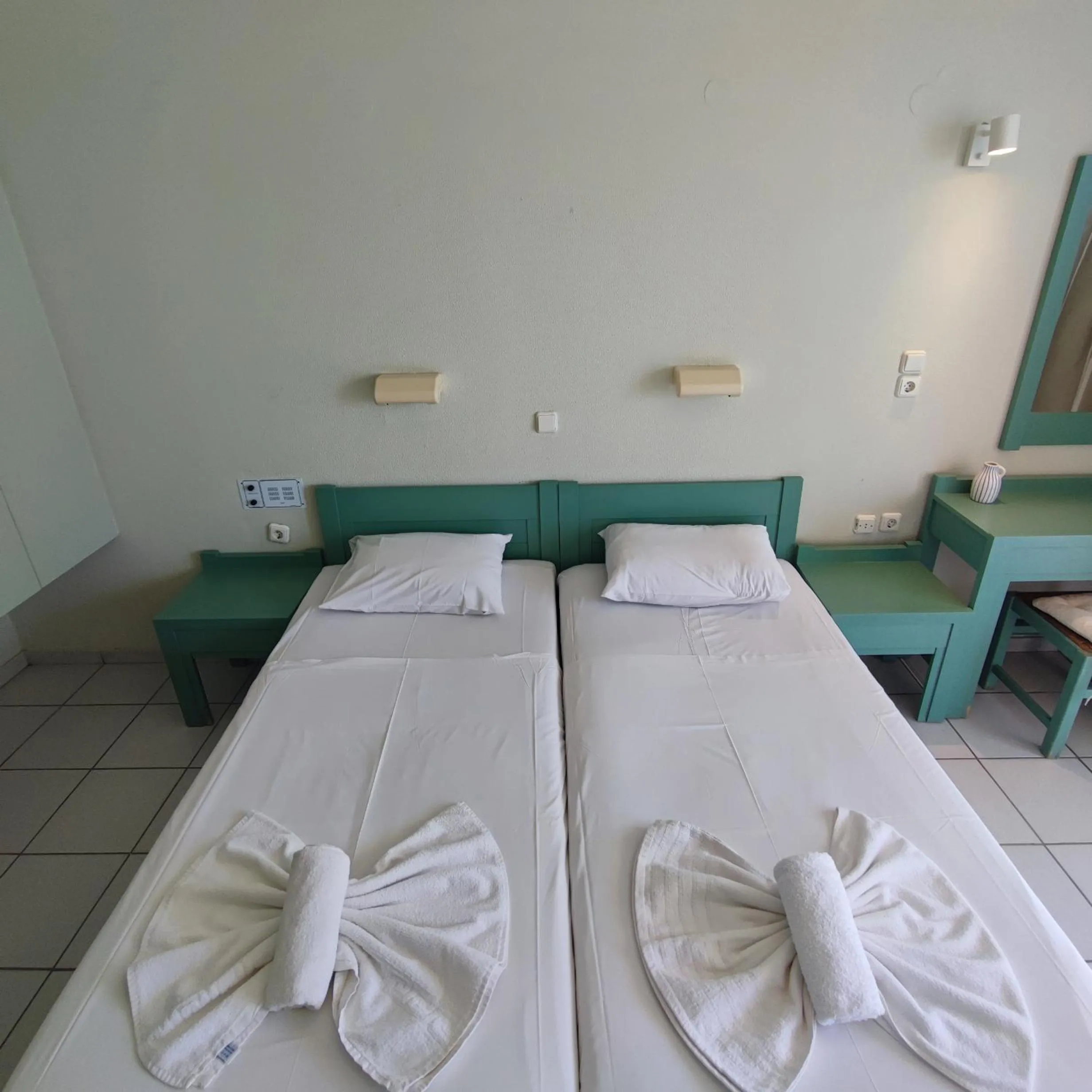 Bed in Ostria Studios