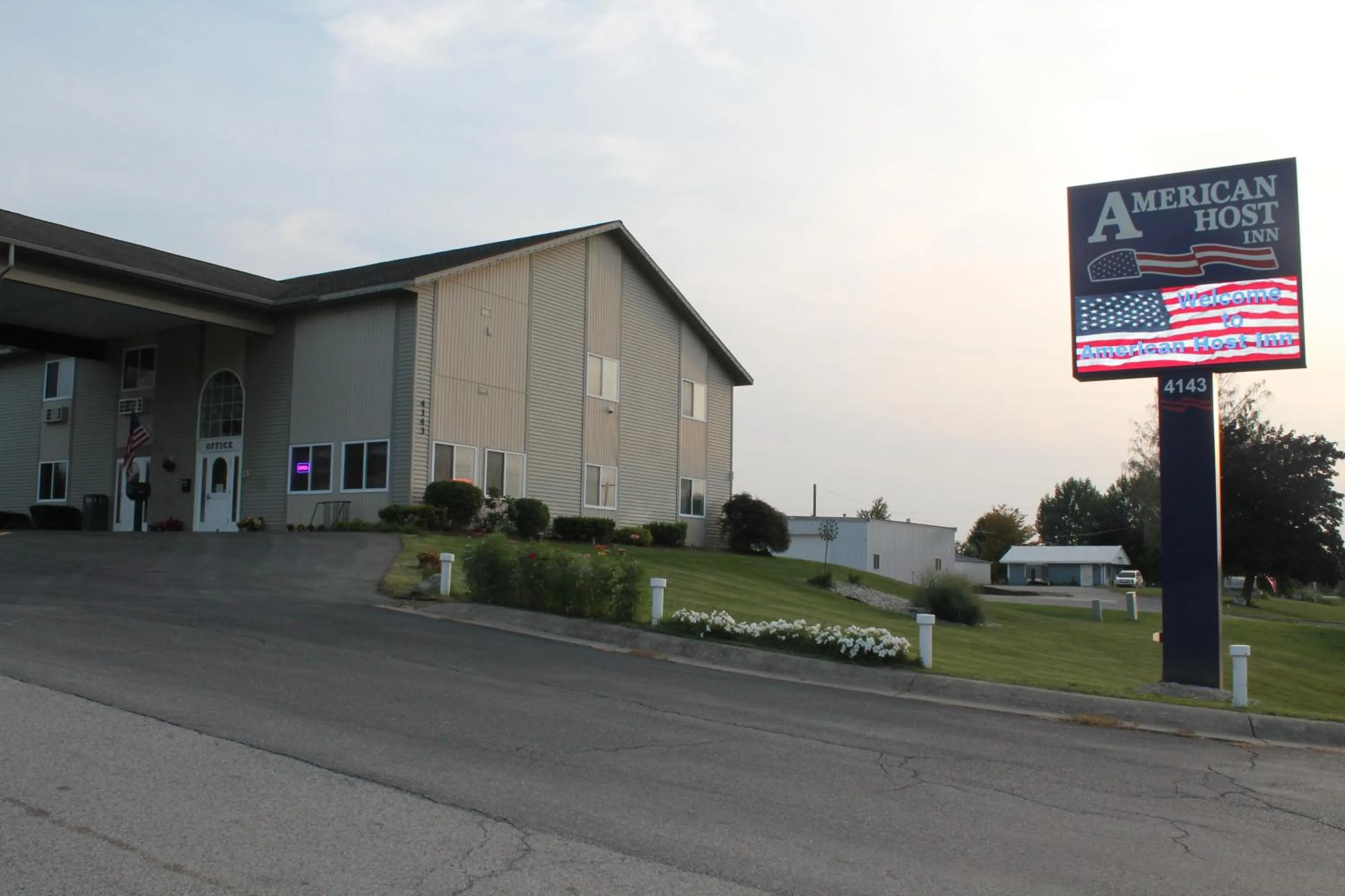 Property building in American Host Inn
