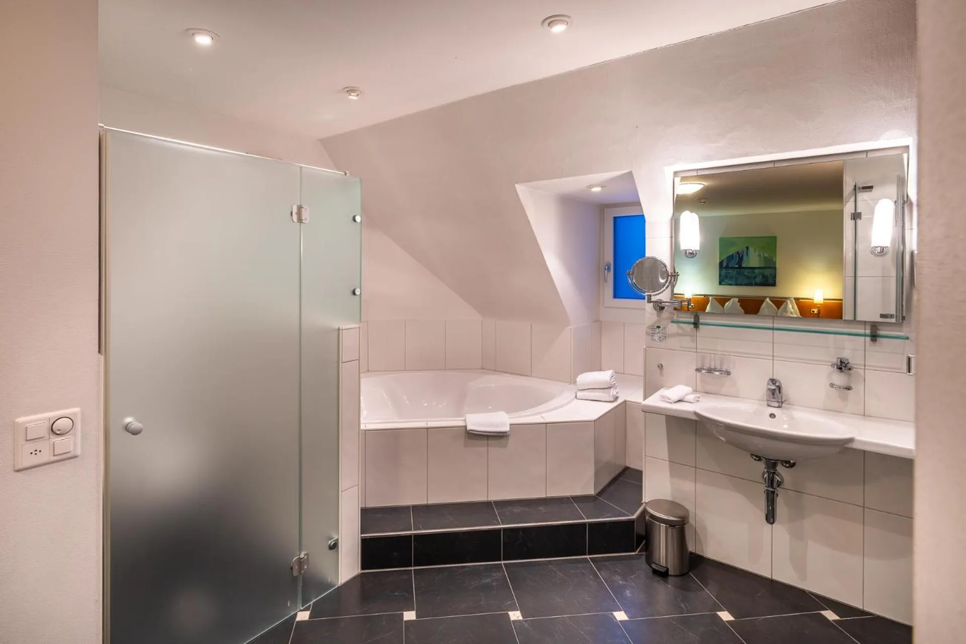 Bathroom in Parkhotel Gunten – Beach & Spa