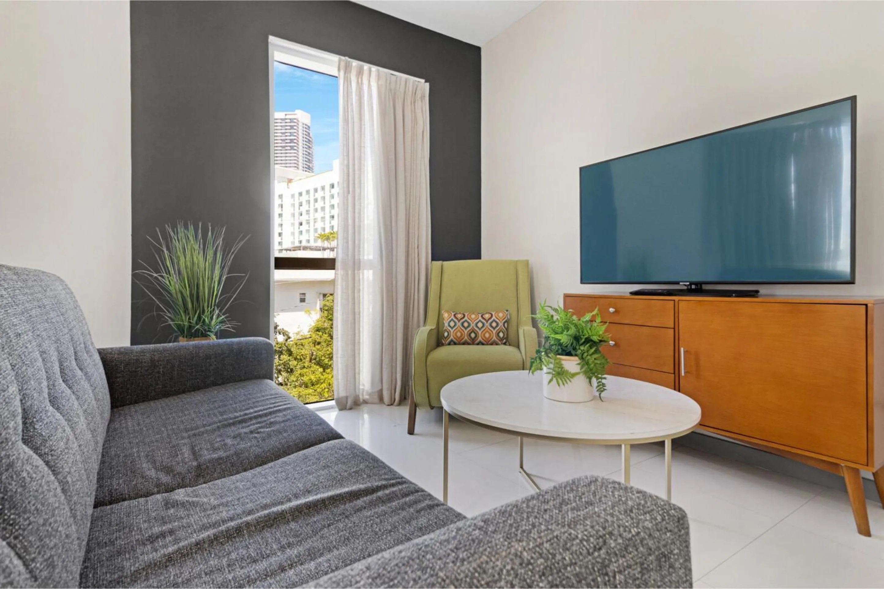 Roami at Habitat Brickell